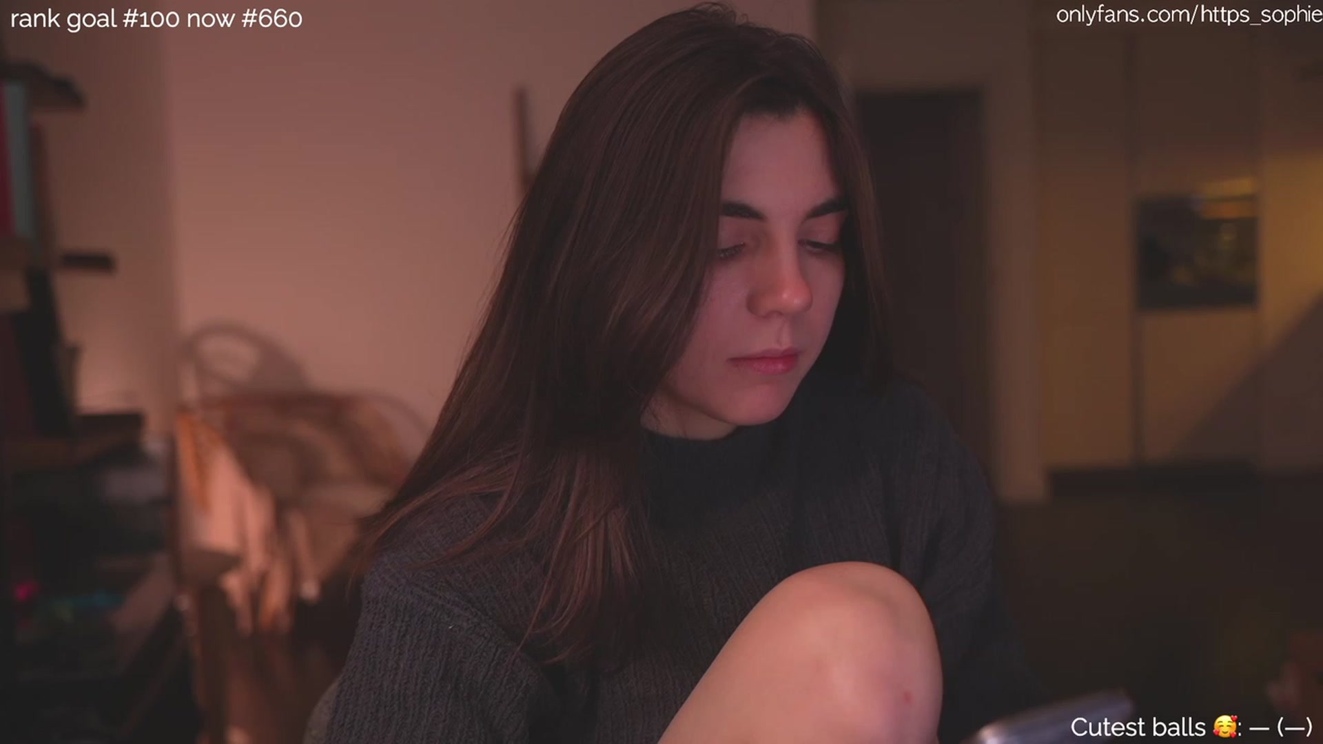 Gallery image thumbnail from https_sophie's myfreecams stream on, 03/08/2024, 24:18 image 13 of 20