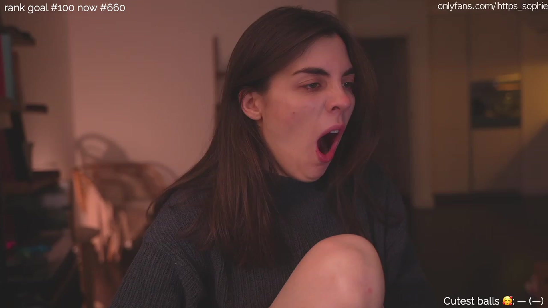 Gallery image thumbnail from https_sophie's myfreecams stream on, 03/08/2024, 24:18 image 16 of 20