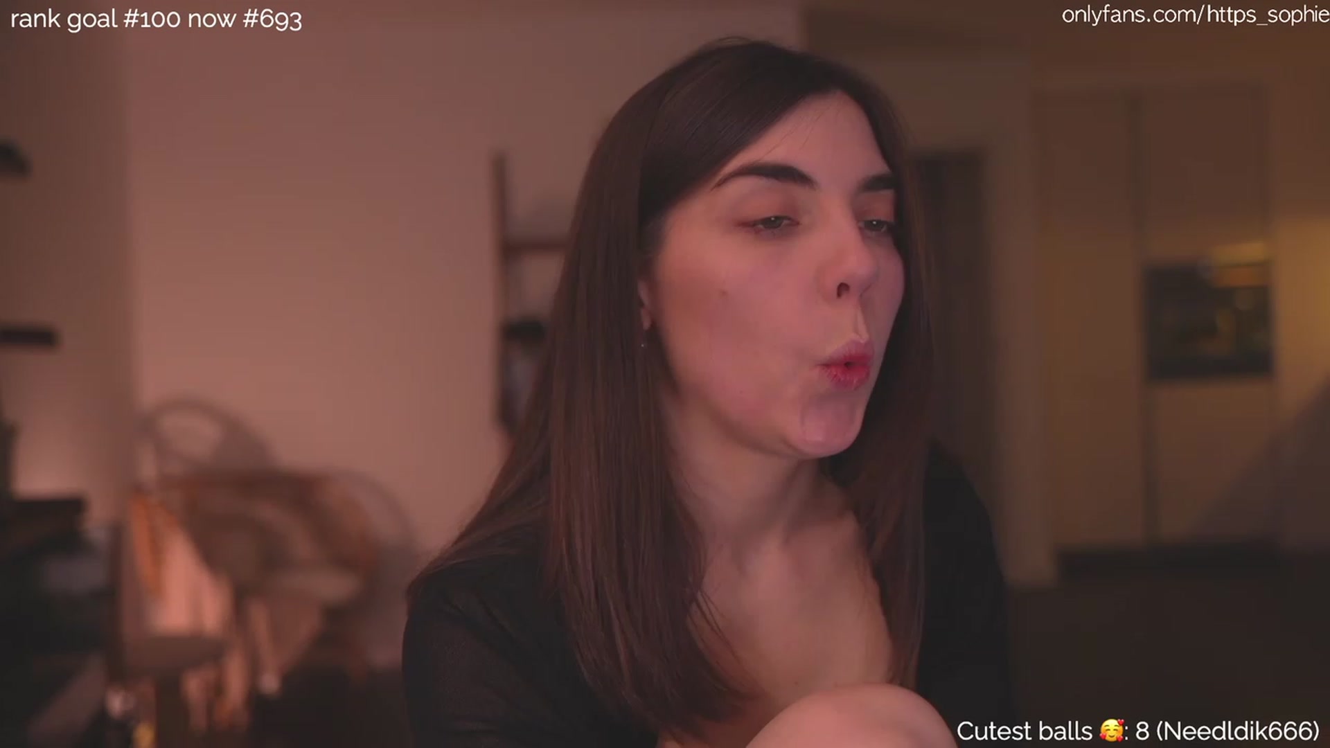 Gallery image thumbnail from https_sophie's myfreecams stream on, 03/08/2024, 23:36 image 4 of 20