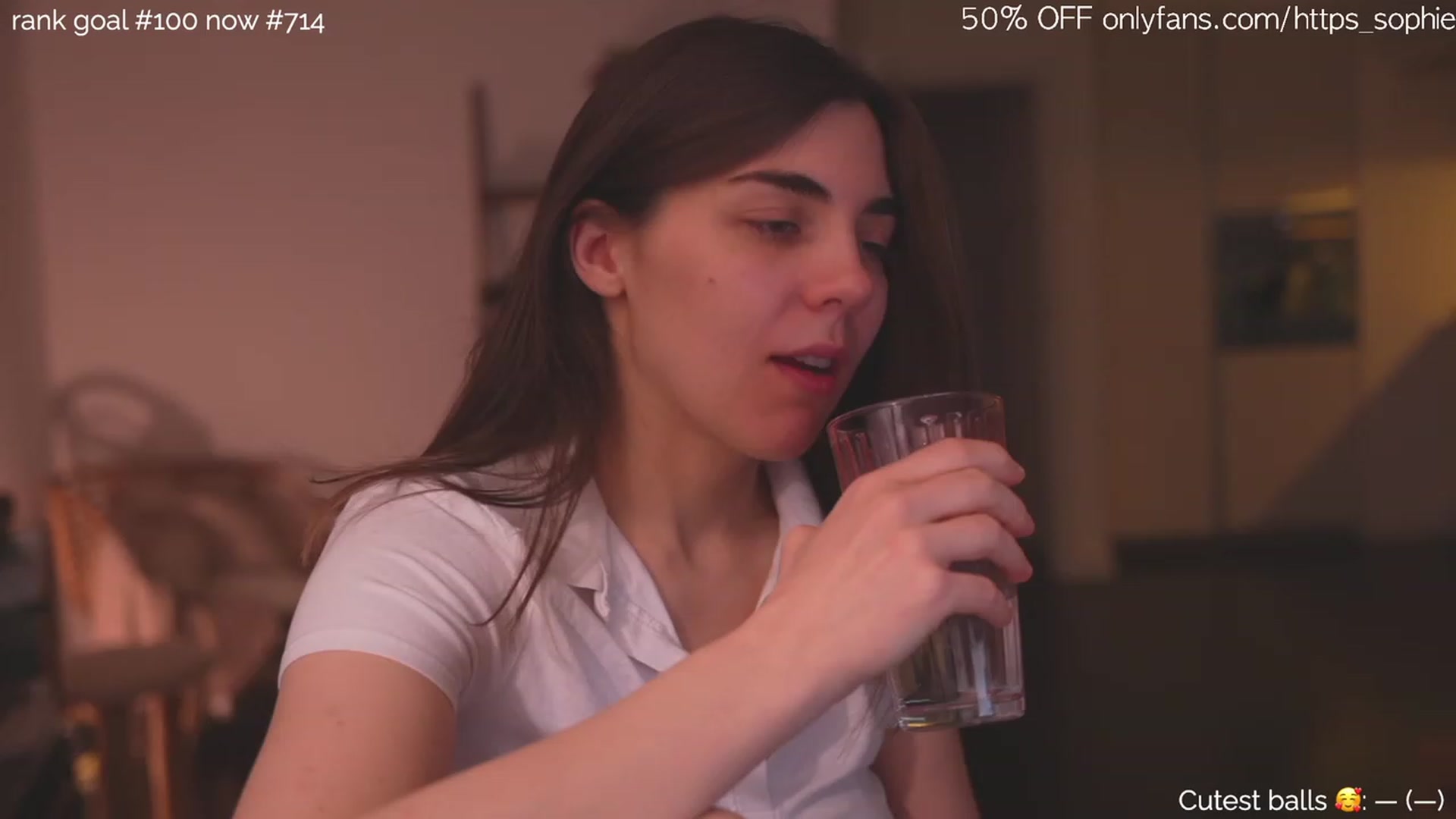 Gallery image thumbnail from https_sophie's myfreecams stream on, 03/10/2024, 01:46 image 5 of 20