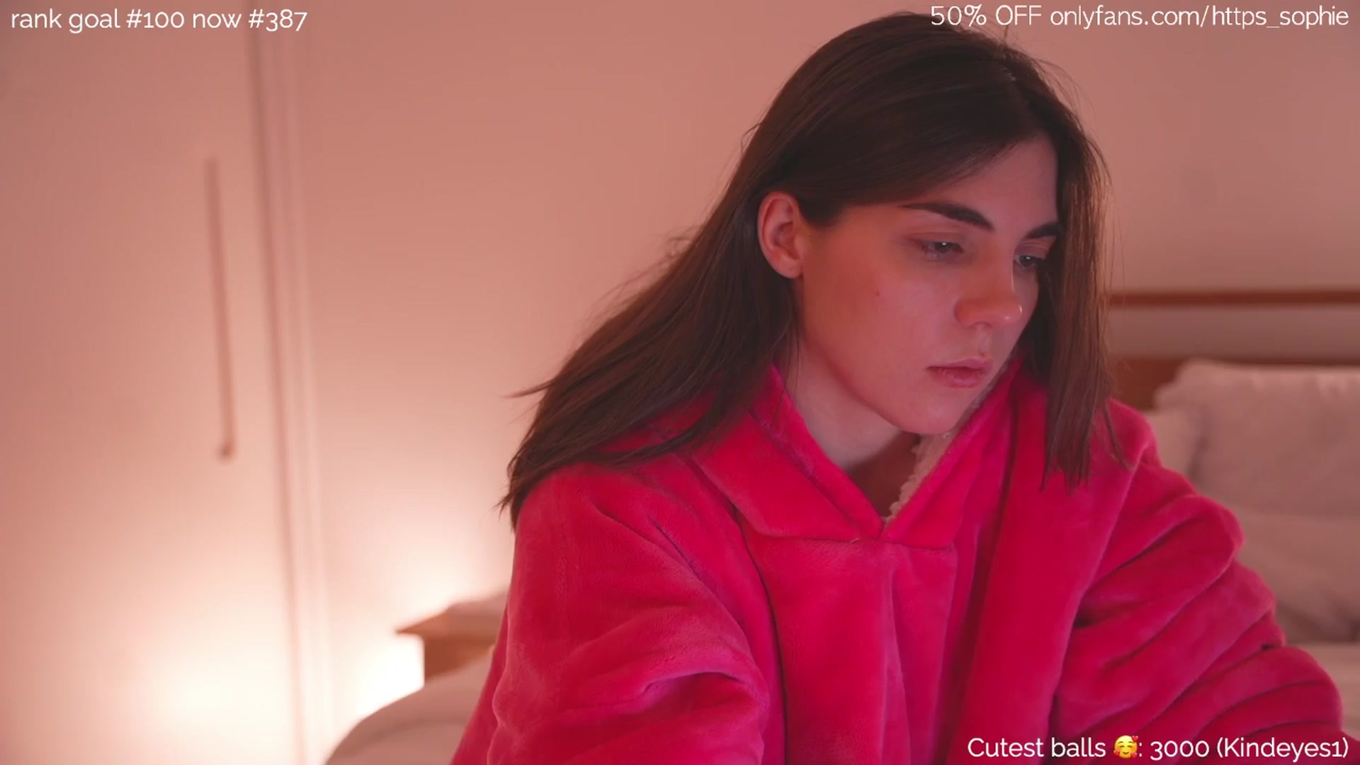 Gallery image thumbnail from https_sophie's myfreecams stream on, 03/28/2024, 03:57 image 10 of 20