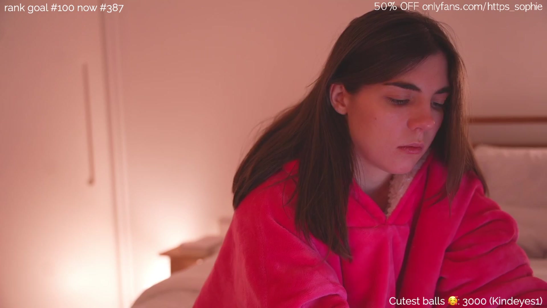 Gallery image thumbnail from https_sophie's myfreecams stream on, 03/28/2024, 03:57 image 14 of 20
