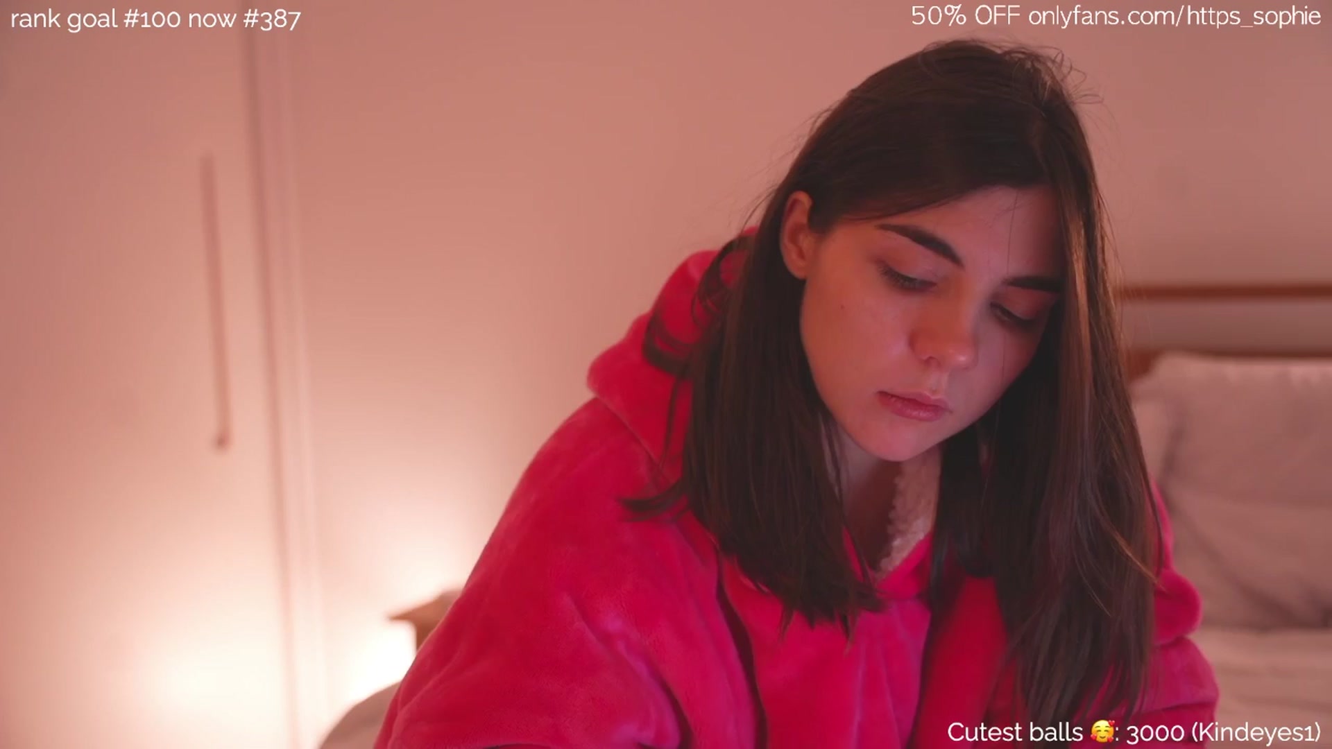 Gallery image thumbnail from https_sophie's myfreecams stream on, 03/28/2024, 03:57 image 1 of 20