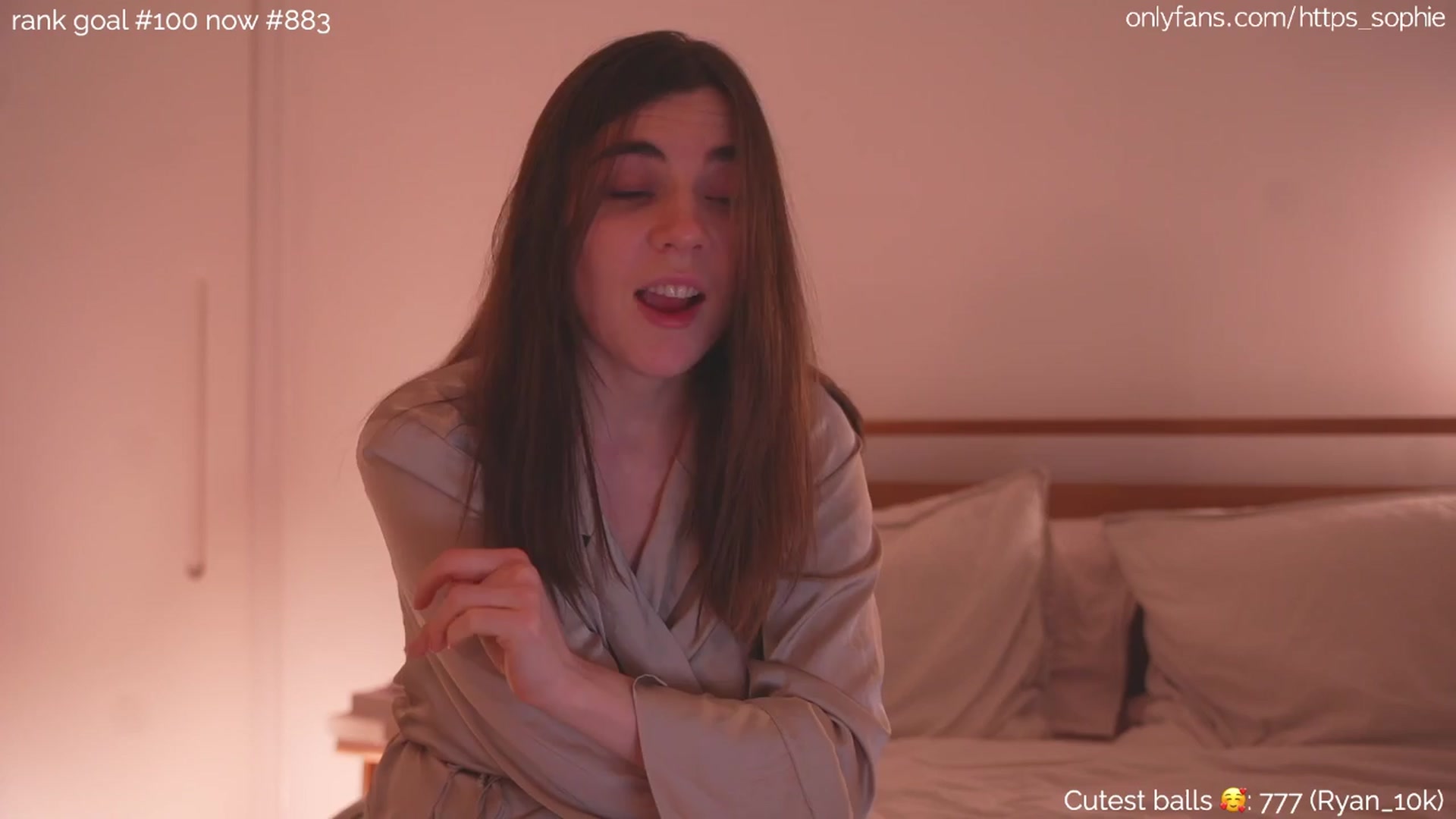Gallery image thumbnail from https_sophie's myfreecams stream on, 04/14/2024, 24:00 image 10 of 20