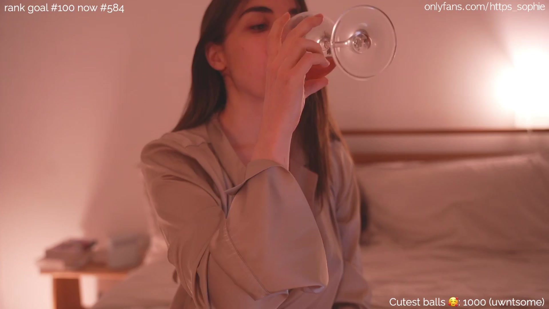 Gallery image thumbnail from https_sophie's myfreecams stream on, 04/14/2024, 03:52 image 14 of 20