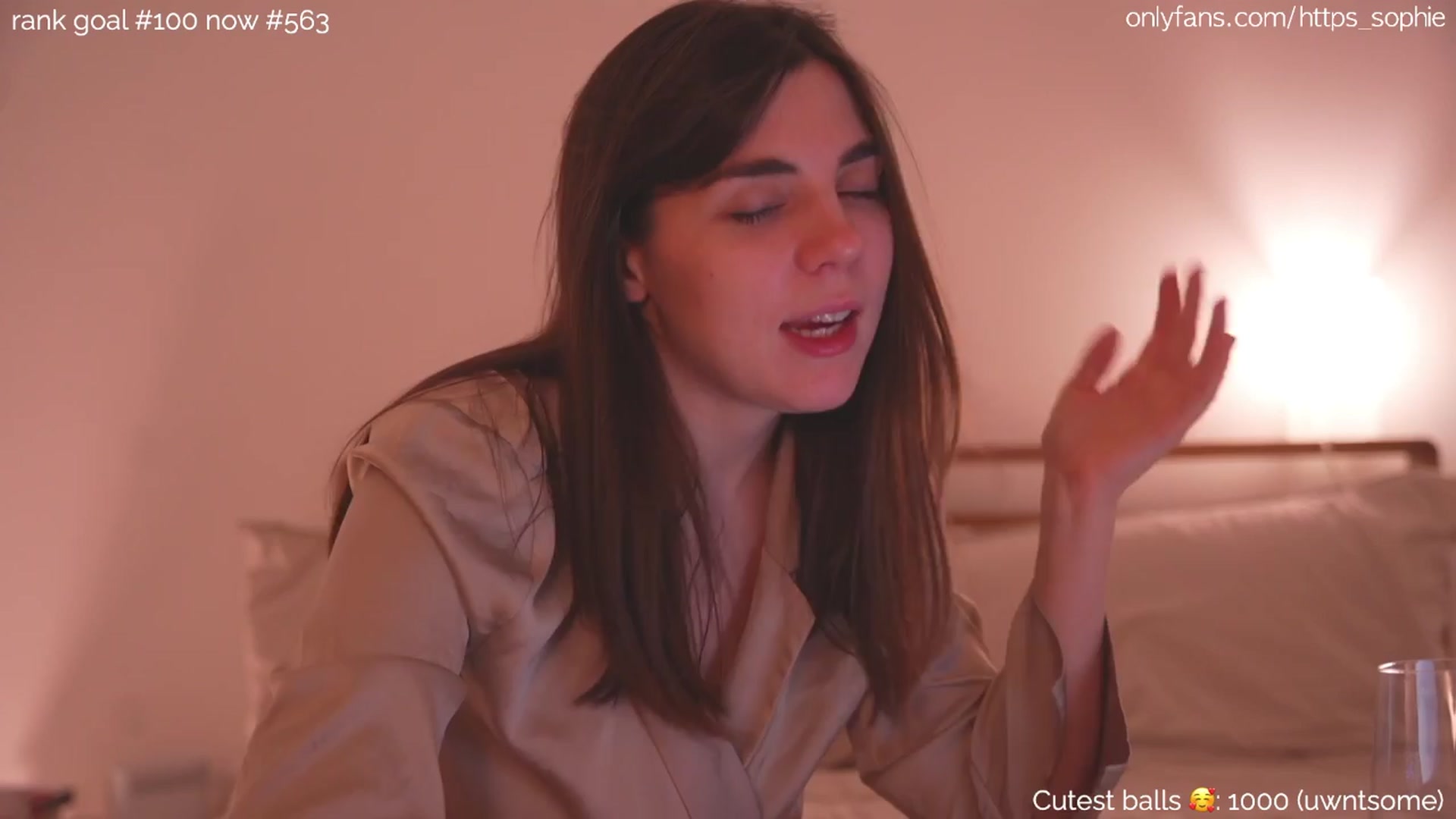 Gallery image thumbnail from https_sophie's myfreecams stream on, 04/14/2024, 03:52 image 20 of 20