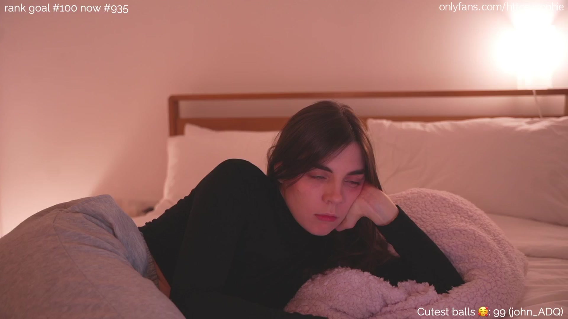 Gallery image thumbnail from https_sophie's myfreecams stream on, 04/21/2024, 23:14 image 17 of 20