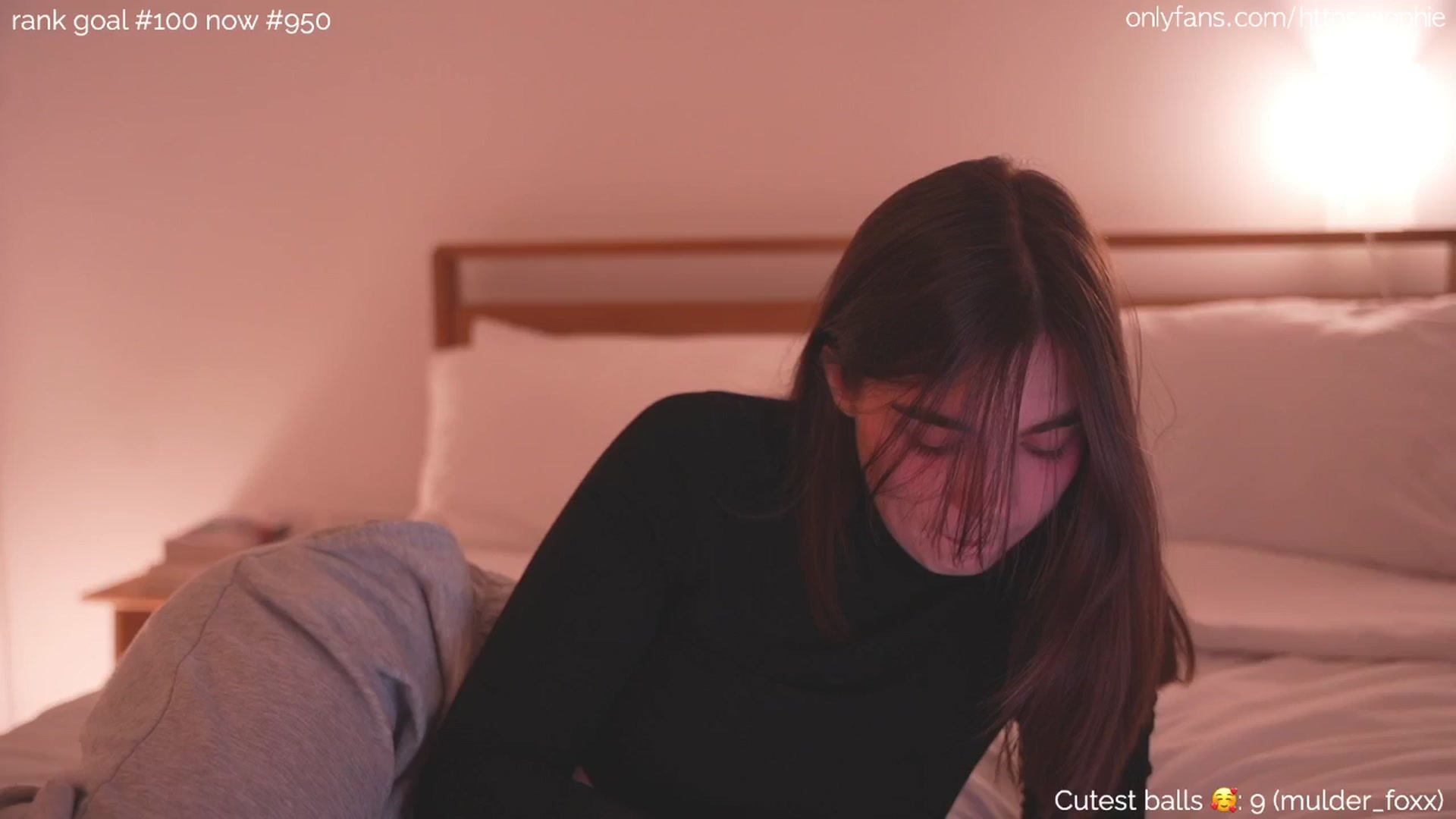 Gallery image thumbnail from https_sophie's myfreecams stream on, 04/21/2024, 23:14 image 6 of 20