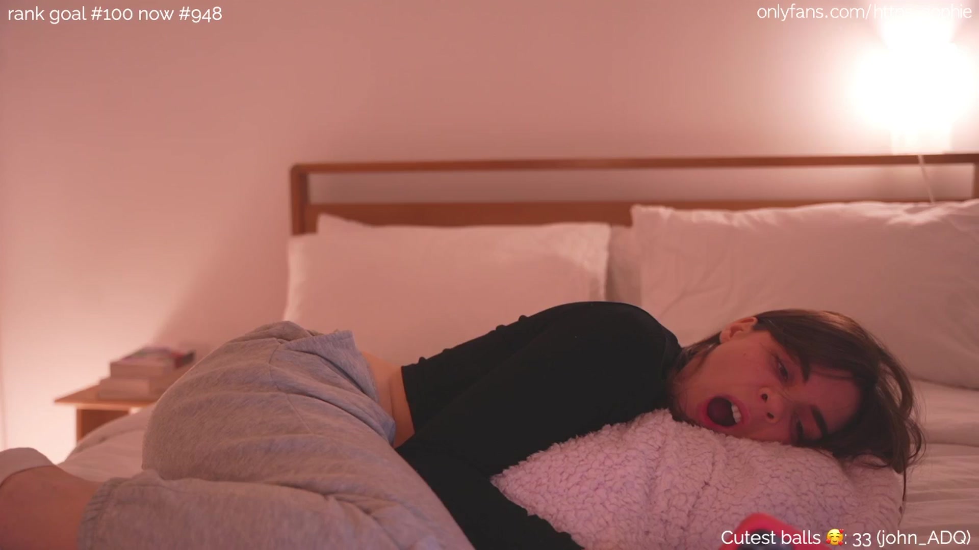Gallery image thumbnail from https_sophie's myfreecams stream on, 04/21/2024, 23:14 image 11 of 20