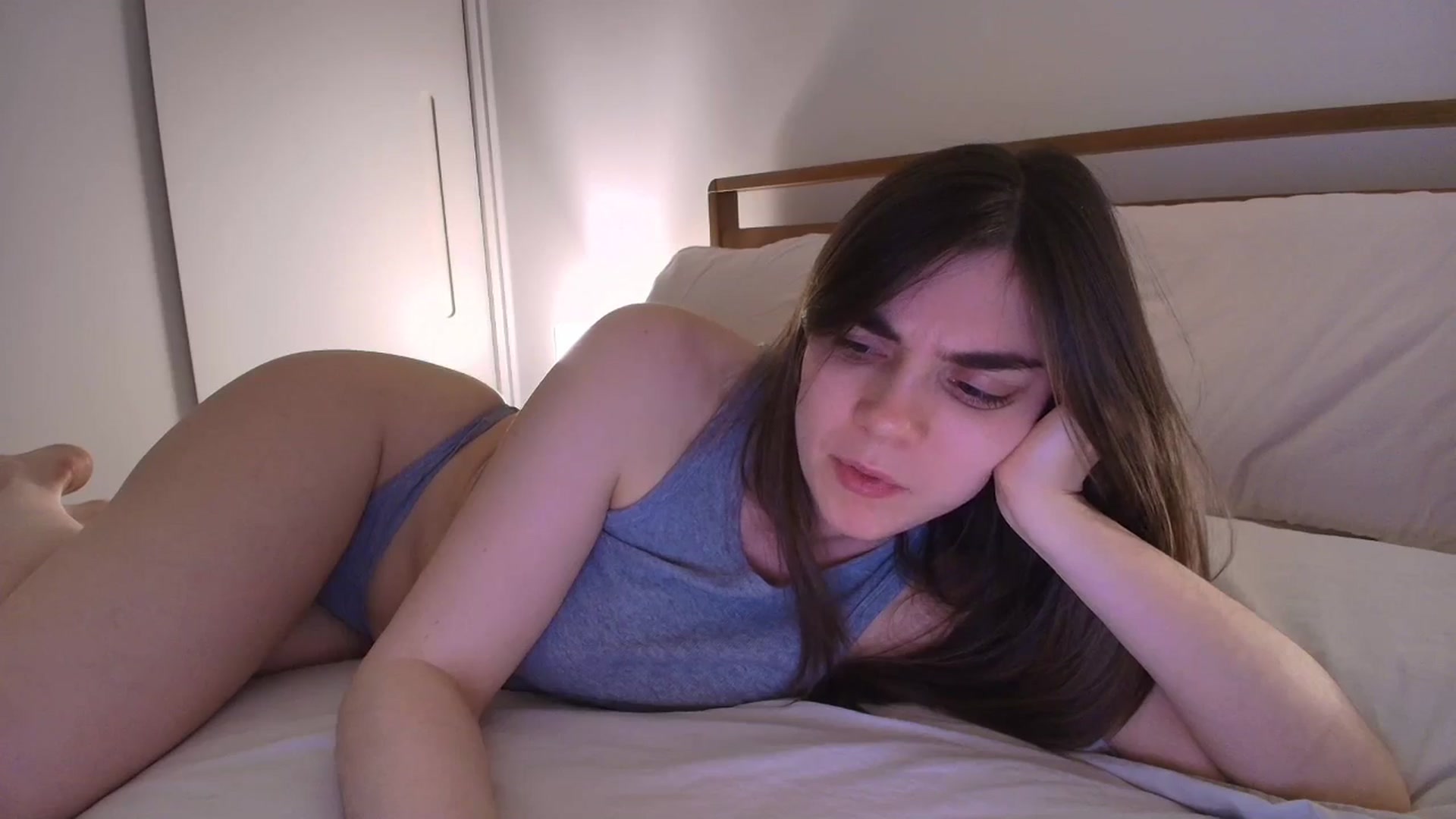 Gallery image thumbnail from https_sophie's myfreecams stream on, 06/02/2025, 24:02 image 18 of 20