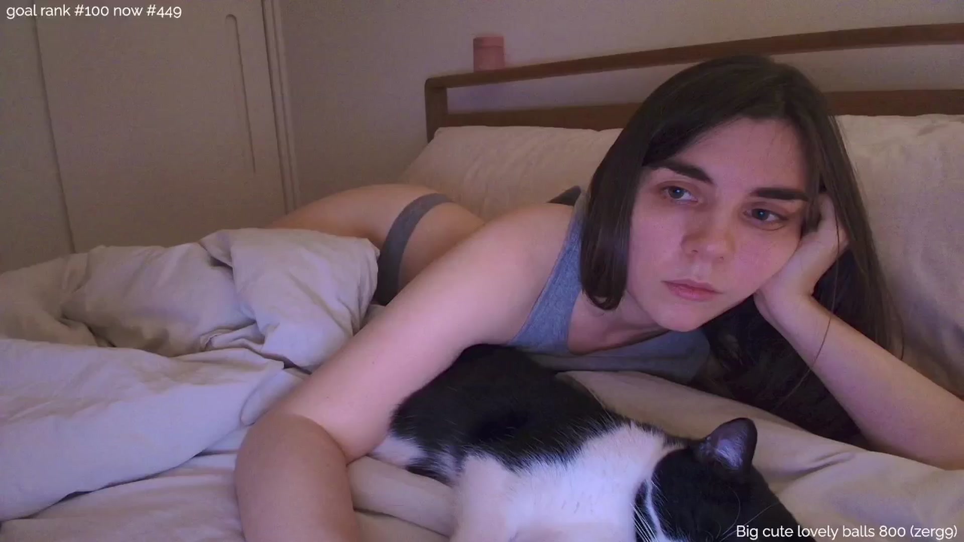 Gallery image thumbnail from https_sophie's myfreecams stream on, 09/16/2025, 24:32 image 3 of 20