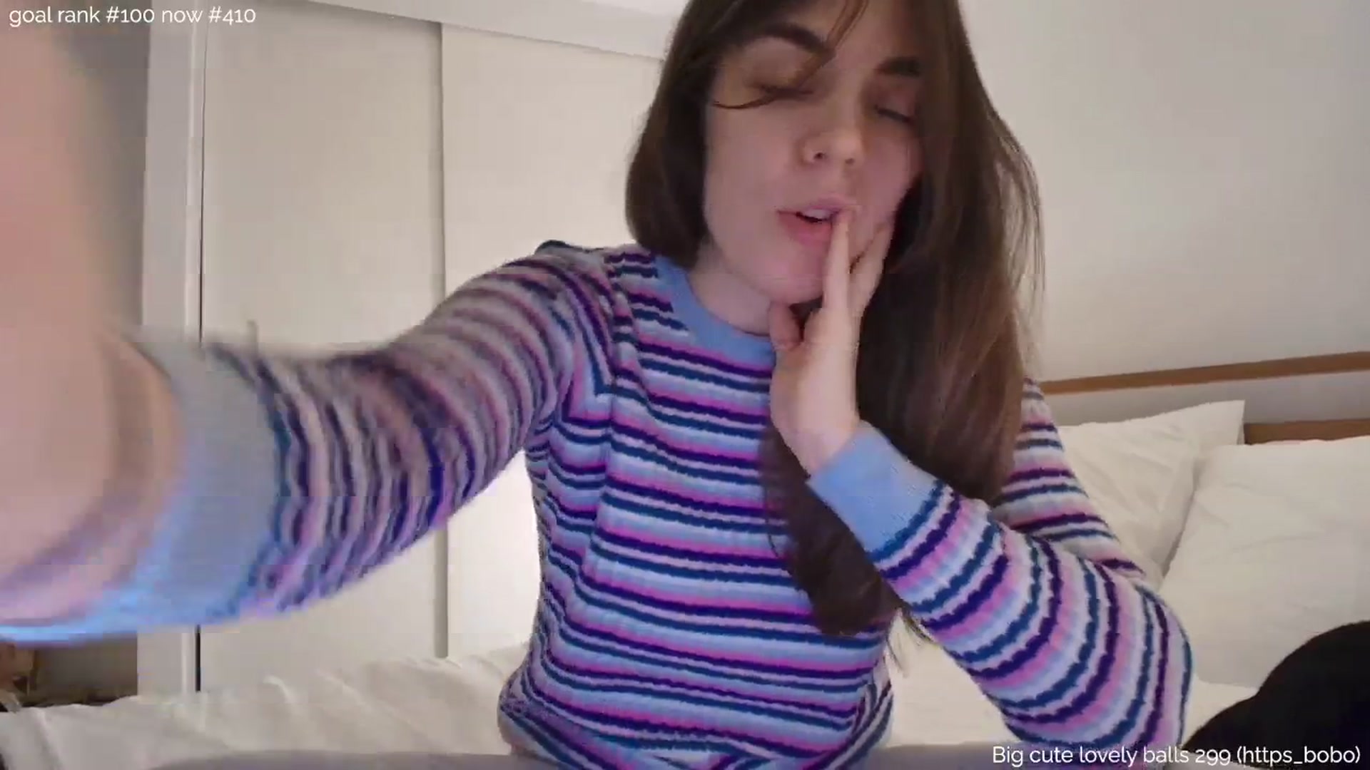 Gallery image thumbnail from https_sophie's myfreecams stream on, 10/01/2025, 24:50 image 12 of 20