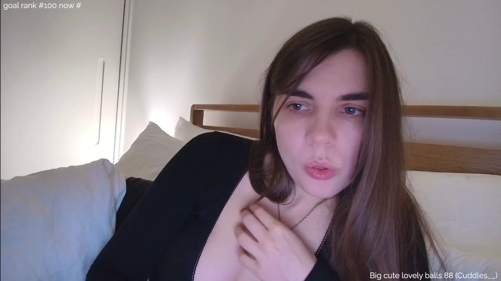 Gallery image thumbnail from https_sophie's myfreecams stream on, 11/04/2025, 24:02 image 2 of 20