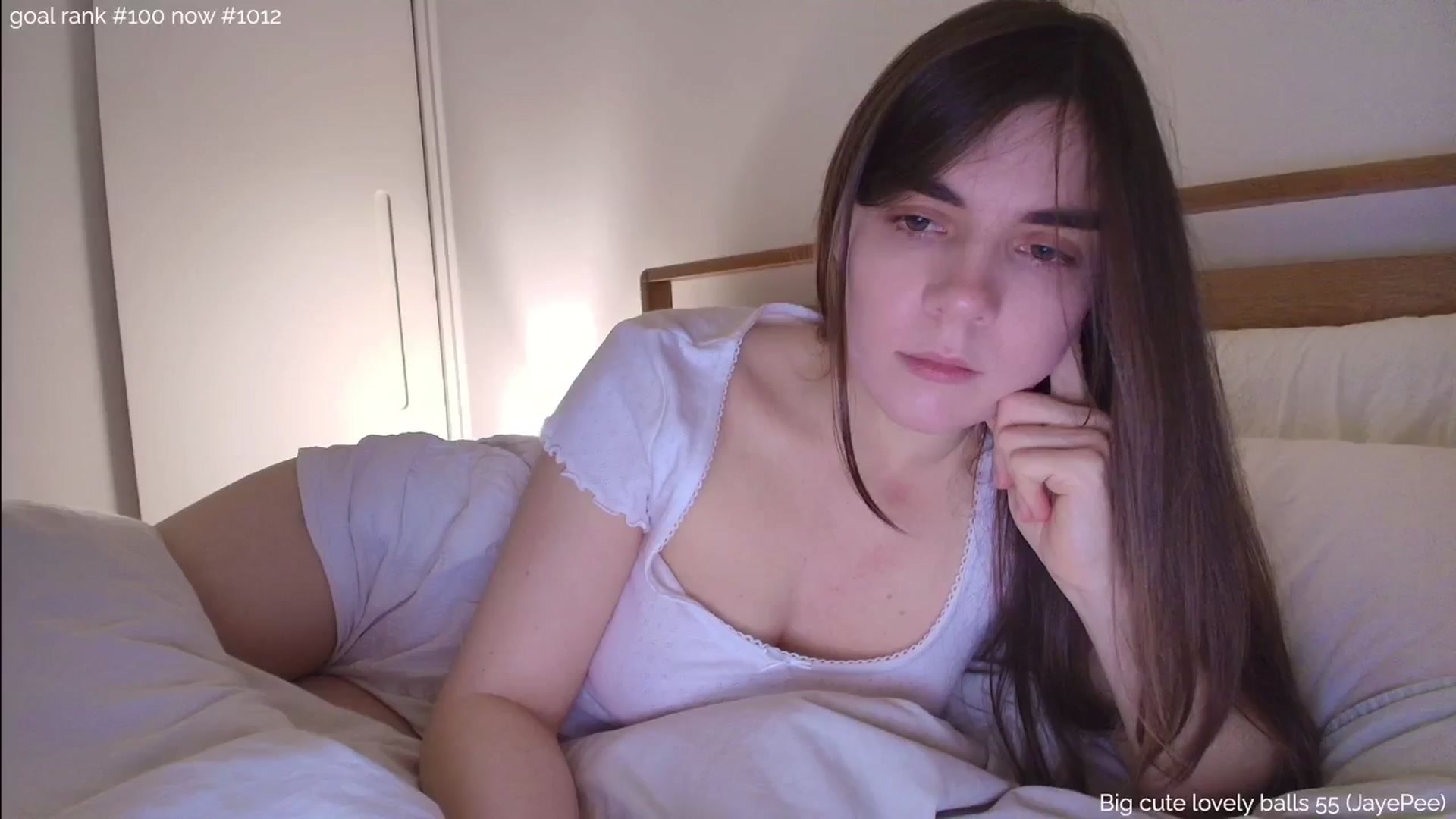 Gallery image thumbnail from https_sophie's myfreecams stream on, 12/14/2025, 24:03 image 9 of 20