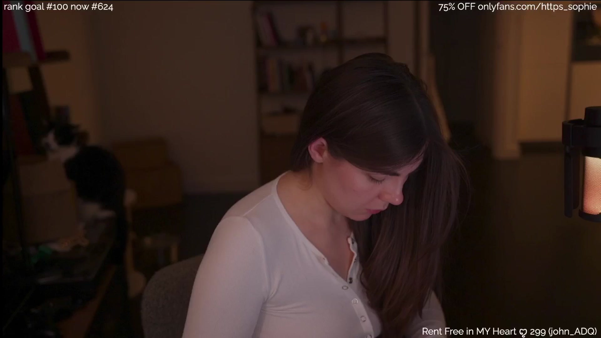 Gallery image thumbnail from https_sophie's myfreecams stream on, 01/28/2026, 02:05 image 15 of 20