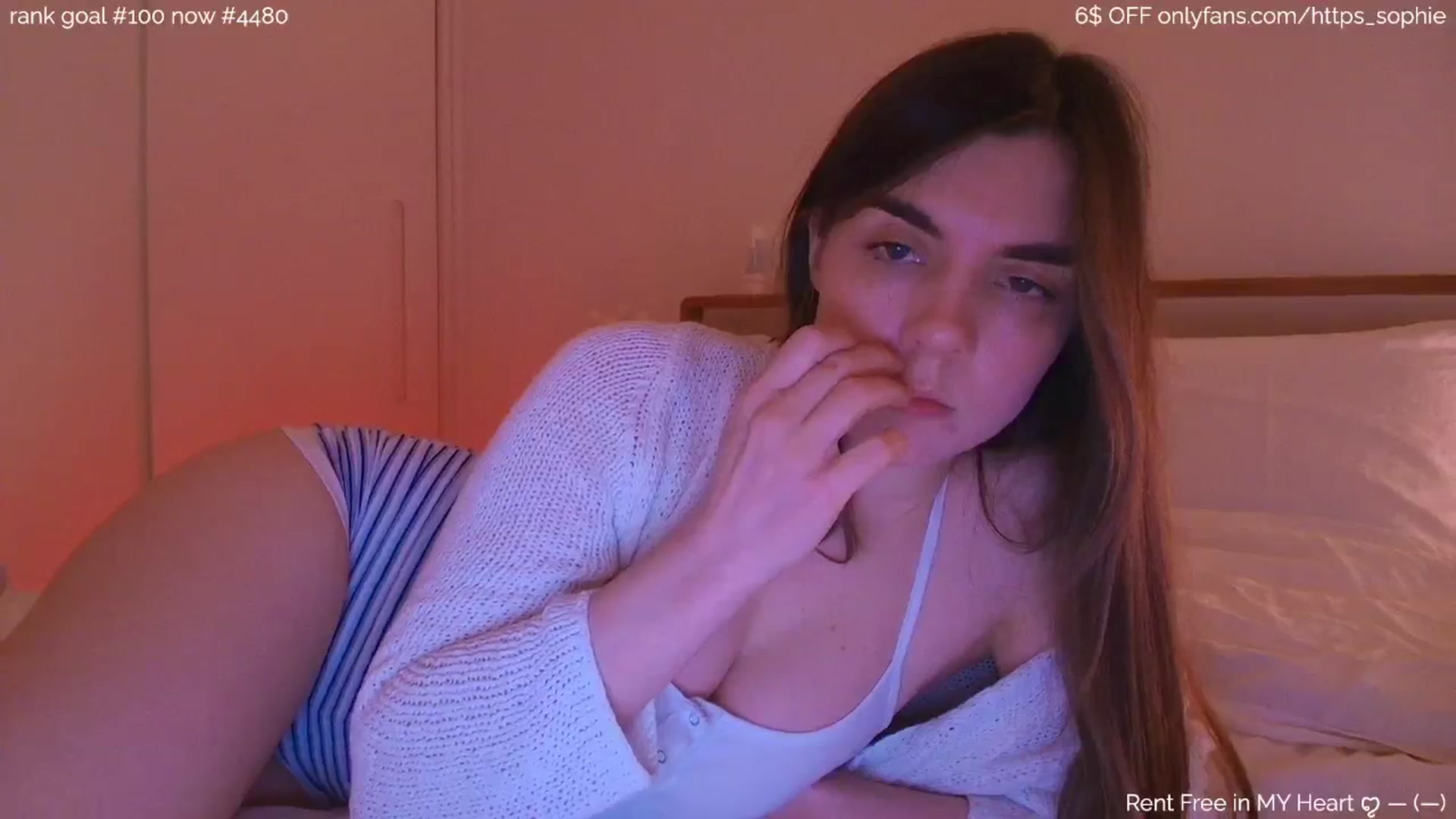 Gallery image thumbnail from https_sophie's myfreecams stream on, 04/01/2026, 24:53 image 4 of 20