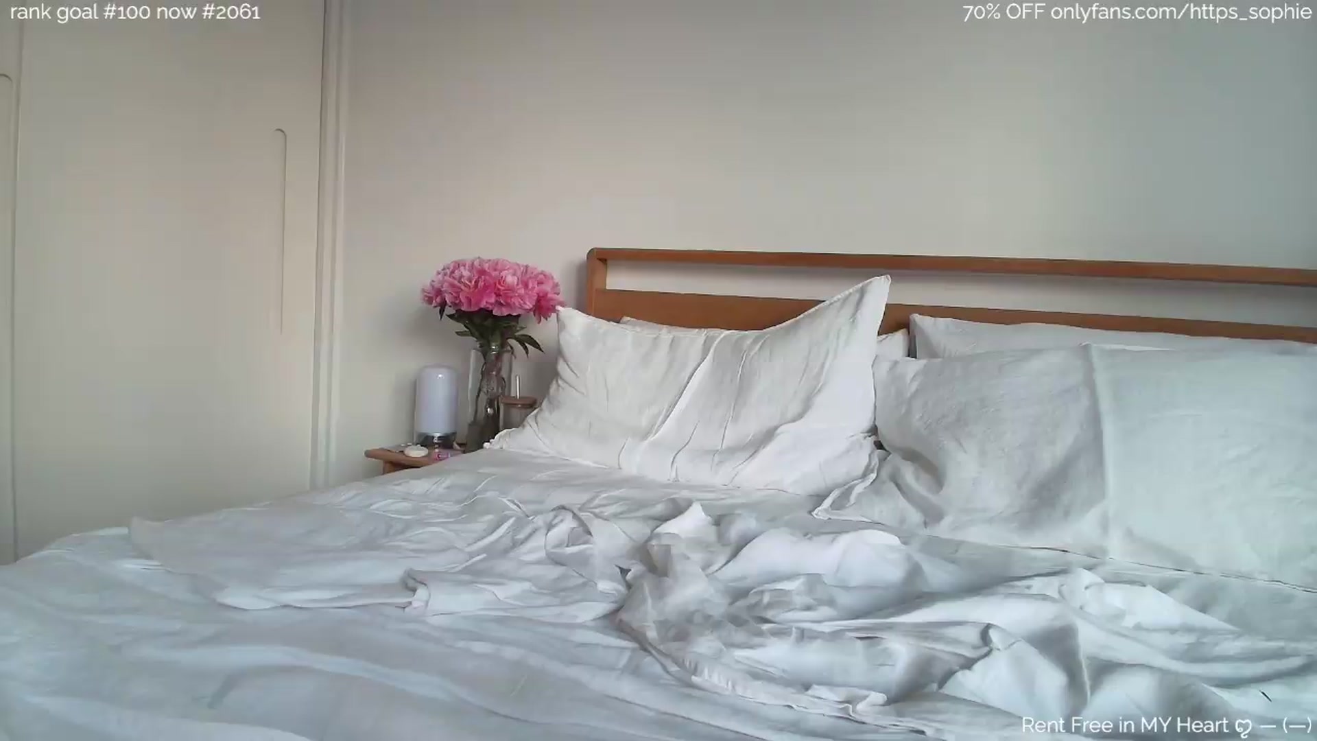 Gallery image thumbnail from https_sophie's myfreecams stream on, 05/27/2026, 22:39 image 2 of 20