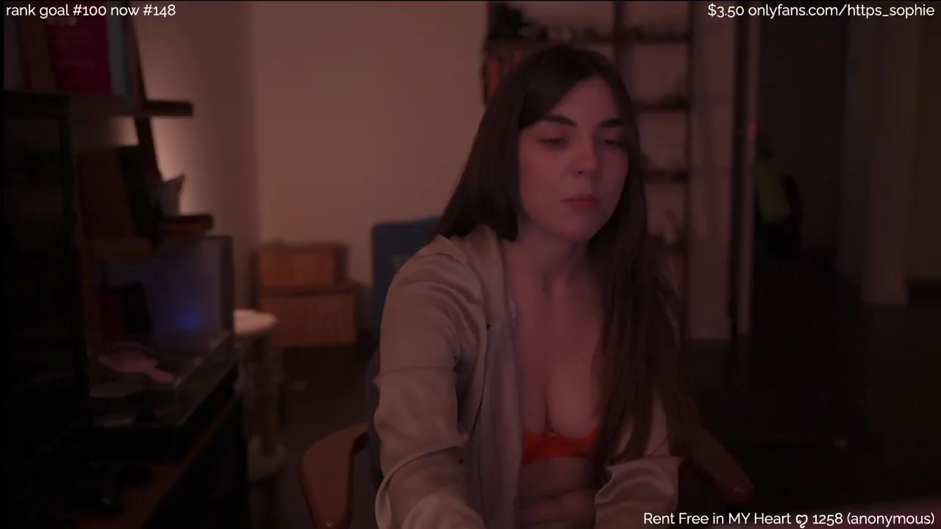 Gallery image thumbnail from https_sophie's myfreecams stream on, 07/01/2026, 24:09 image 15 of 20