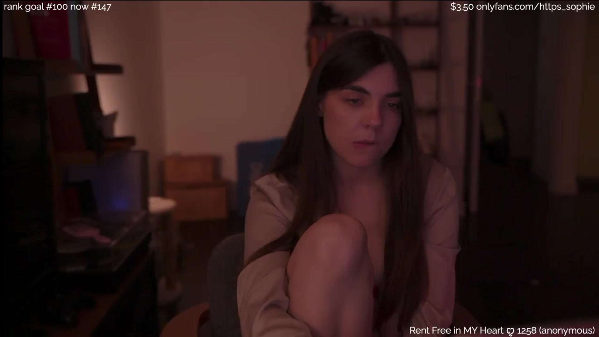Gallery image thumbnail from https_sophie's myfreecams stream on, 07/01/2026, 24:09 image 18 of 20