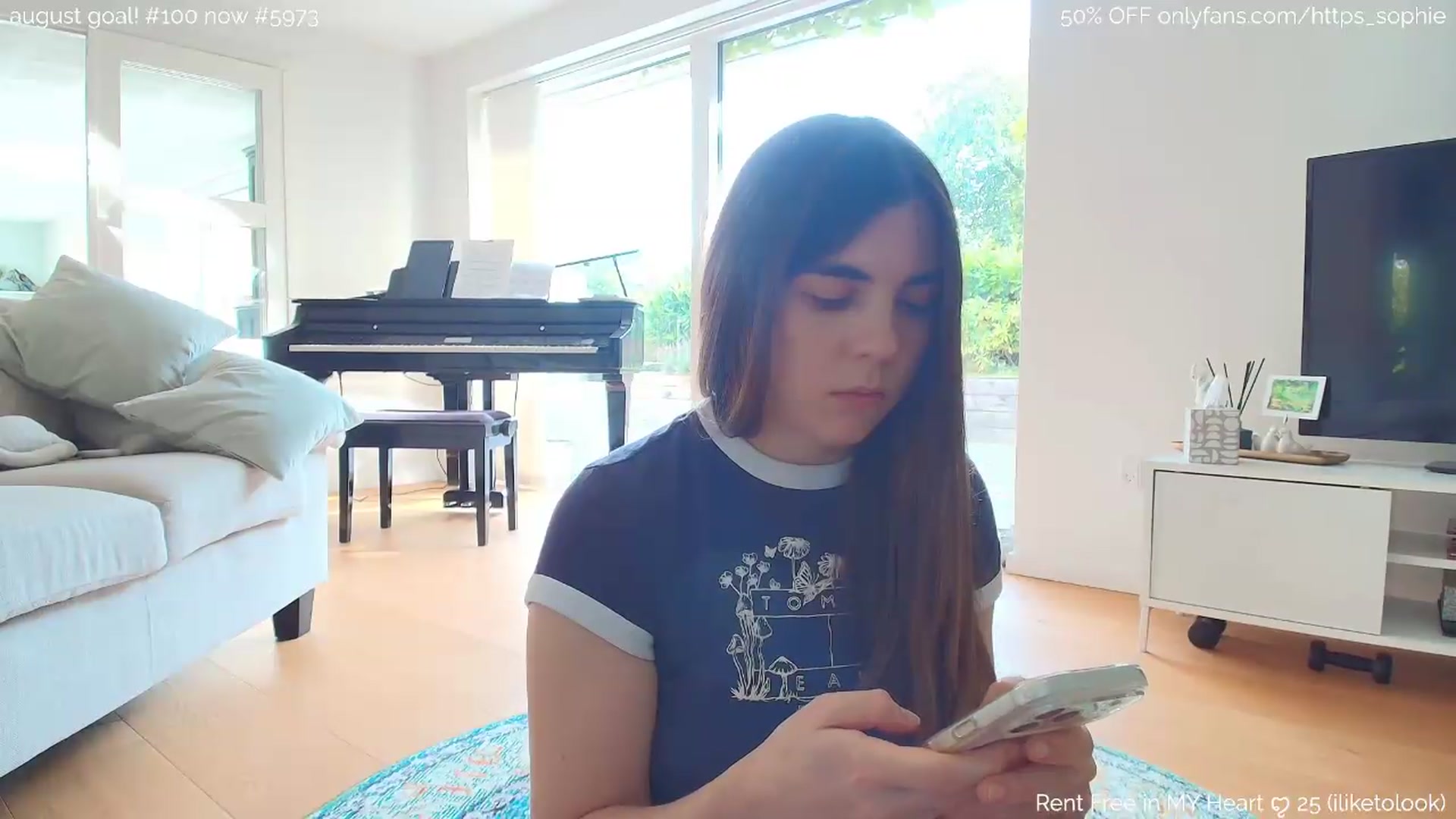 Gallery image thumbnail from https_sophie's myfreecams stream on, 08/15/2026, 17:00 image 9 of 20