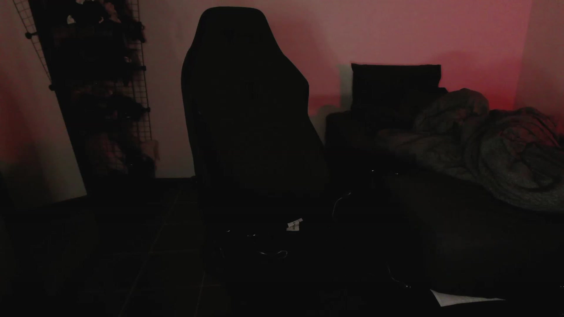 Gallery image thumbnail from huGhghGhh's myfreecams stream on, 05/04/2023, 01:46 image 3 of 20