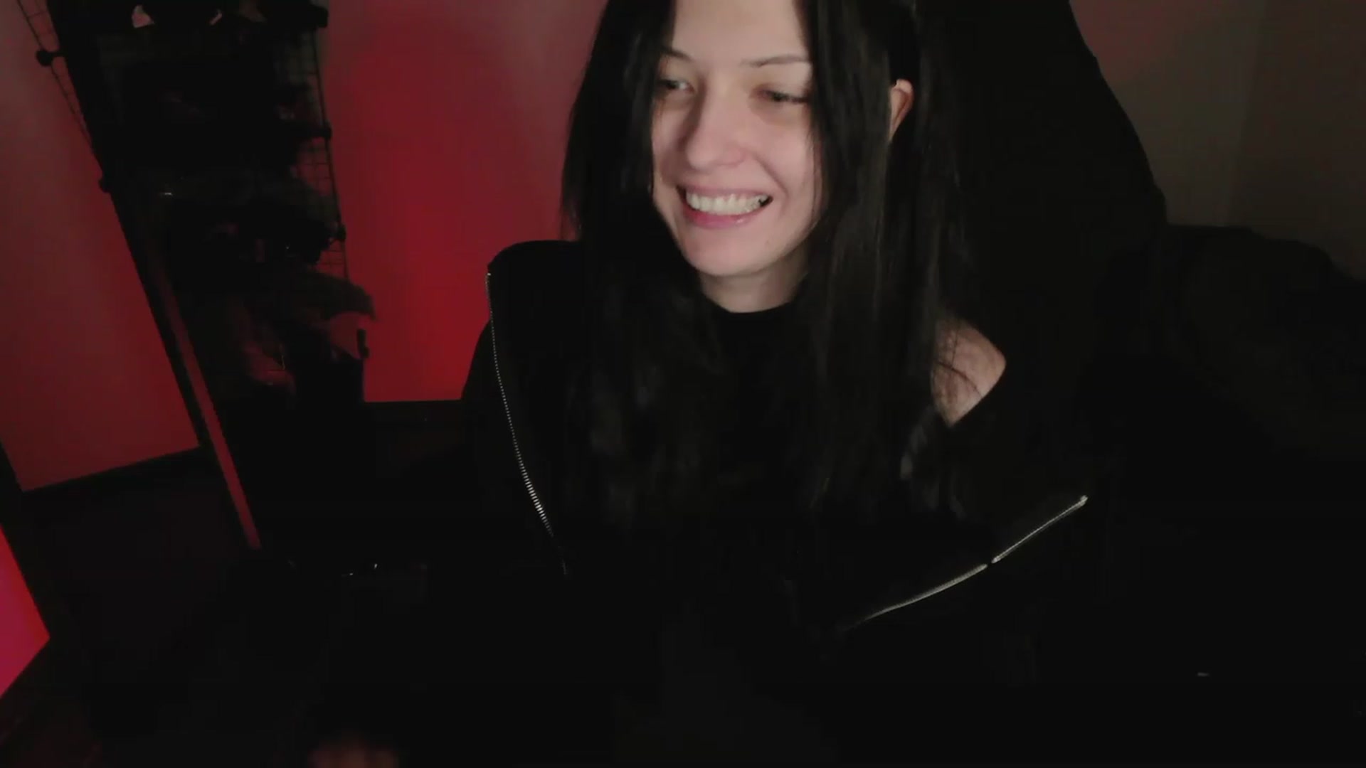 Gallery image thumbnail from huGhghGhh's myfreecams stream on, 05/04/2023, 02:48 image 18 of 20