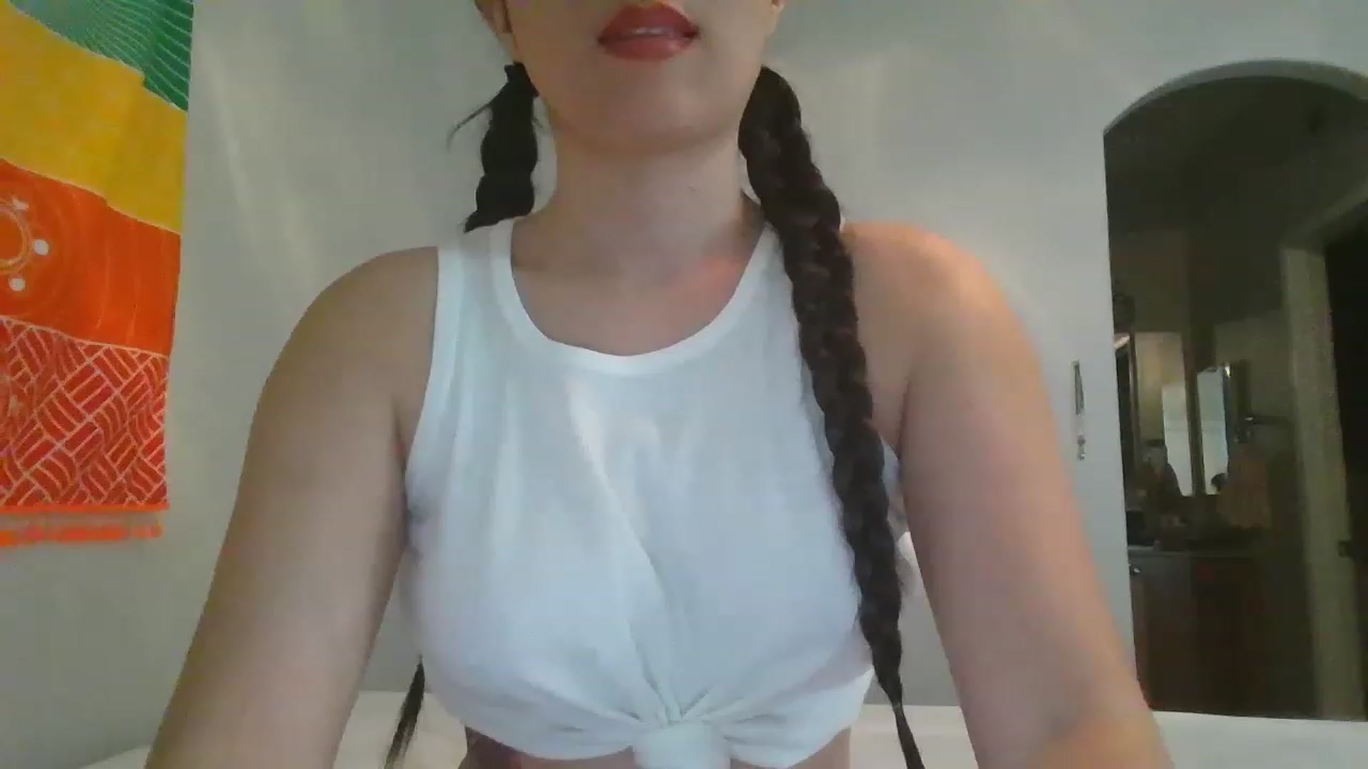 Gallery image thumbnail from hunniinut's myfreecams stream on, 12/06/2022, 13:44 image 14 of 20