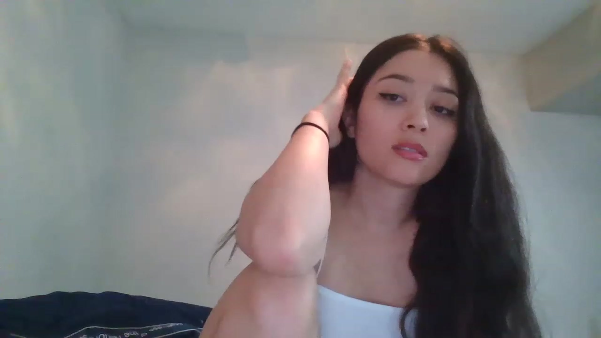 Gallery image thumbnail from hunniinut's myfreecams stream on, 01/02/2023, 05:14 image 19 of 20