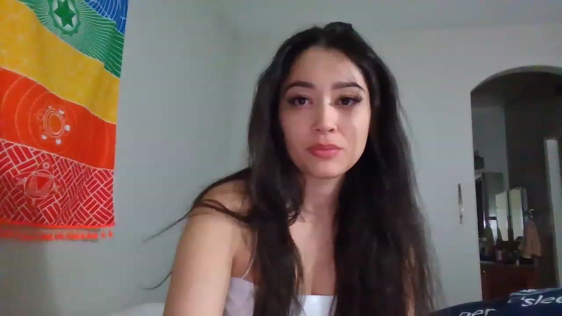Gallery image thumbnail from hunniinut's myfreecams stream on, 01/19/2023, 11:10 image 19 of 20
