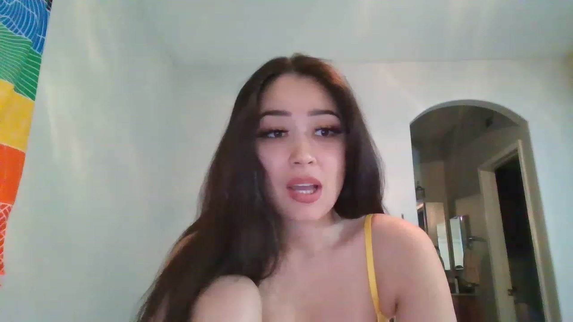 Gallery image thumbnail from hunniinut's myfreecams stream on, 01/21/2023, 06:29 image 2 of 20