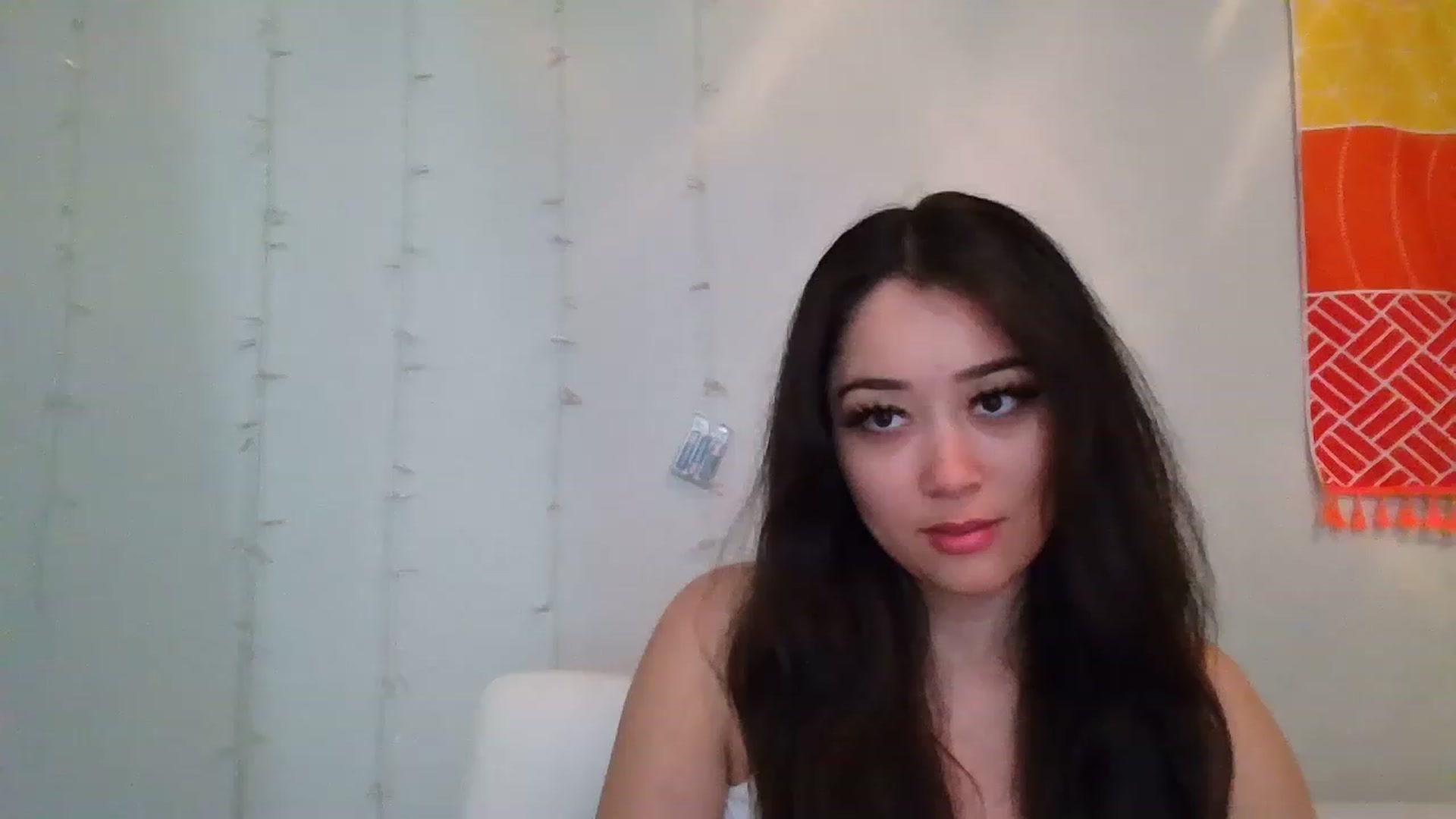 Gallery image thumbnail from hunniinut's myfreecams stream on, 01/27/2023, 02:52 image 3 of 20
