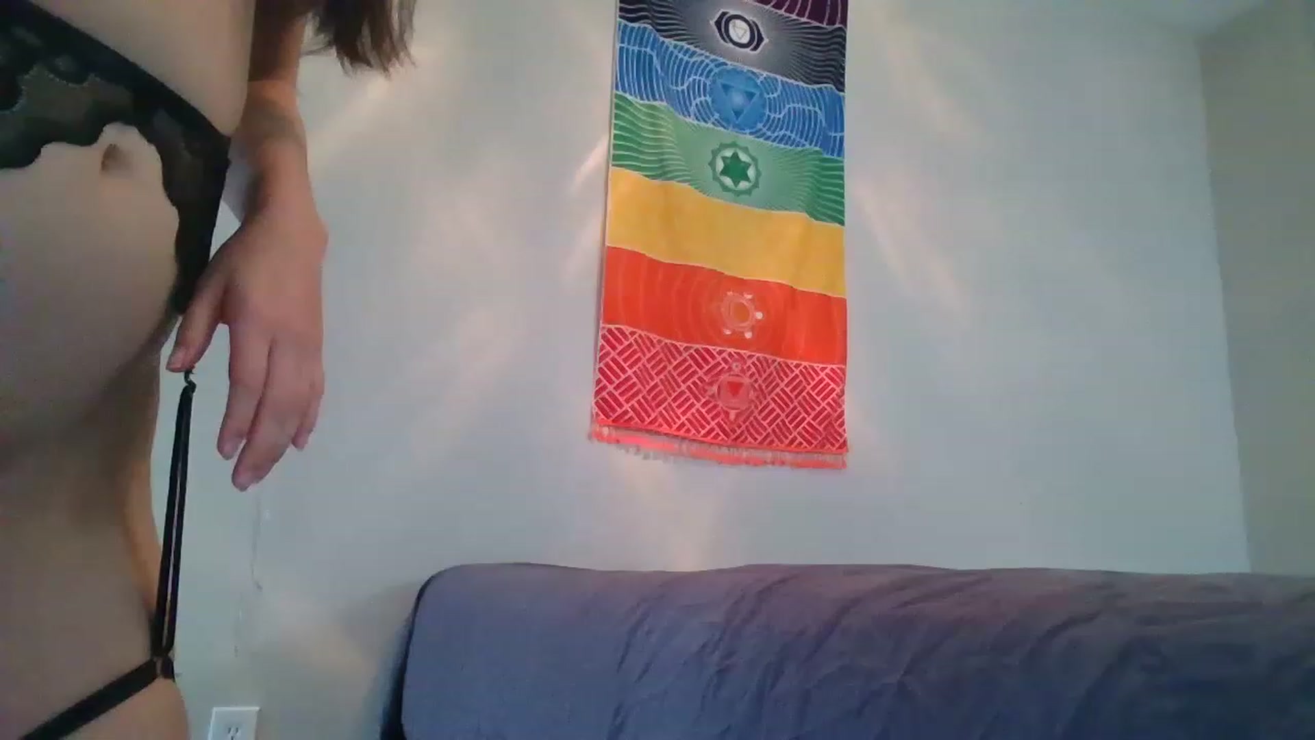 Gallery image thumbnail from hunniinut's myfreecams stream on, 02/24/2023, 22:14 image 15 of 20