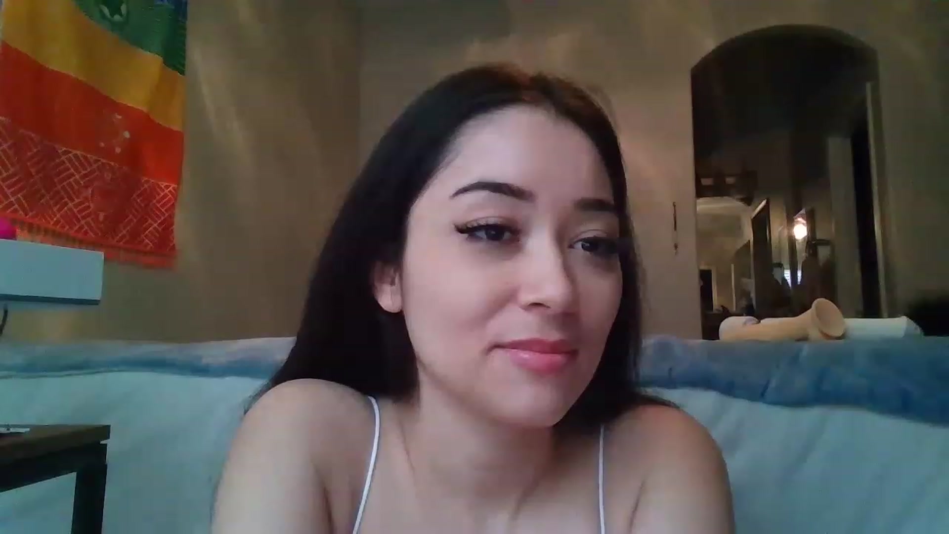 Gallery image thumbnail from hunniinut's myfreecams stream on, 02/28/2023, 20:44 image 8 of 20