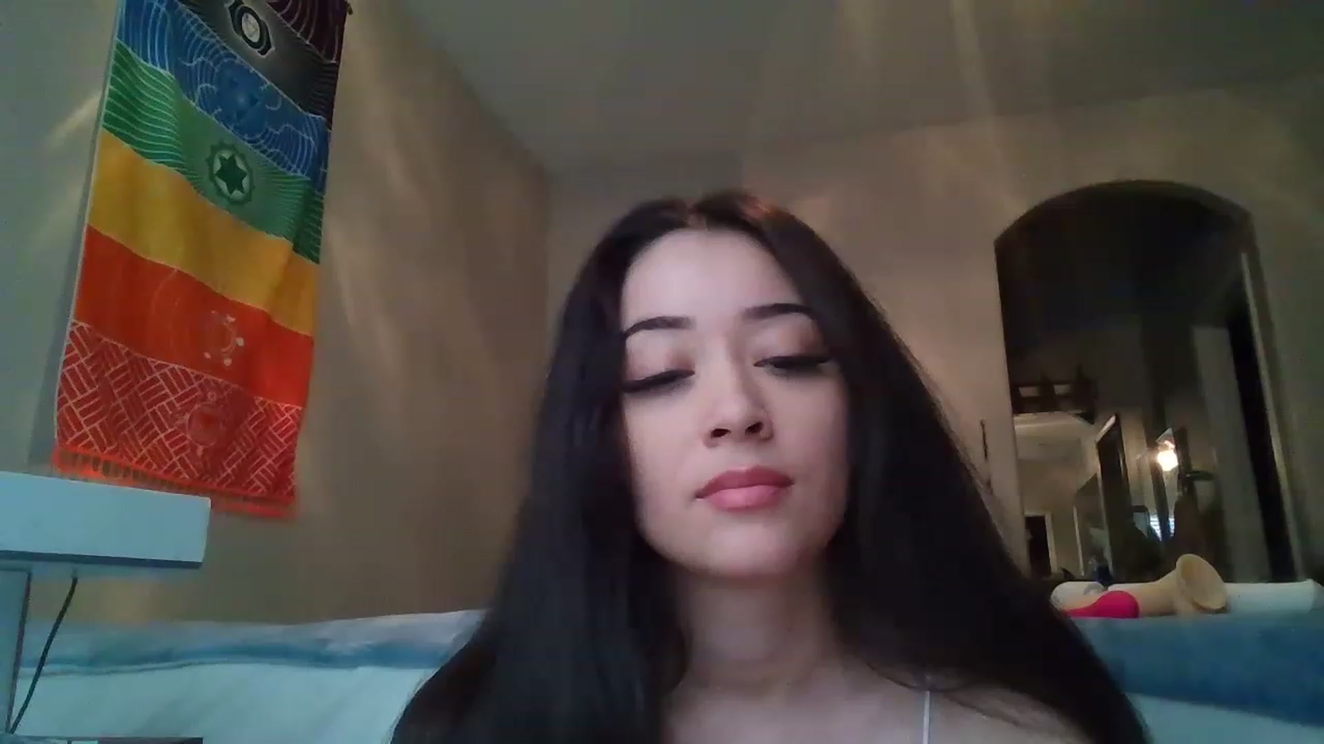 Gallery image thumbnail from hunniinut's myfreecams stream on, 02/28/2023, 20:44 image 2 of 20