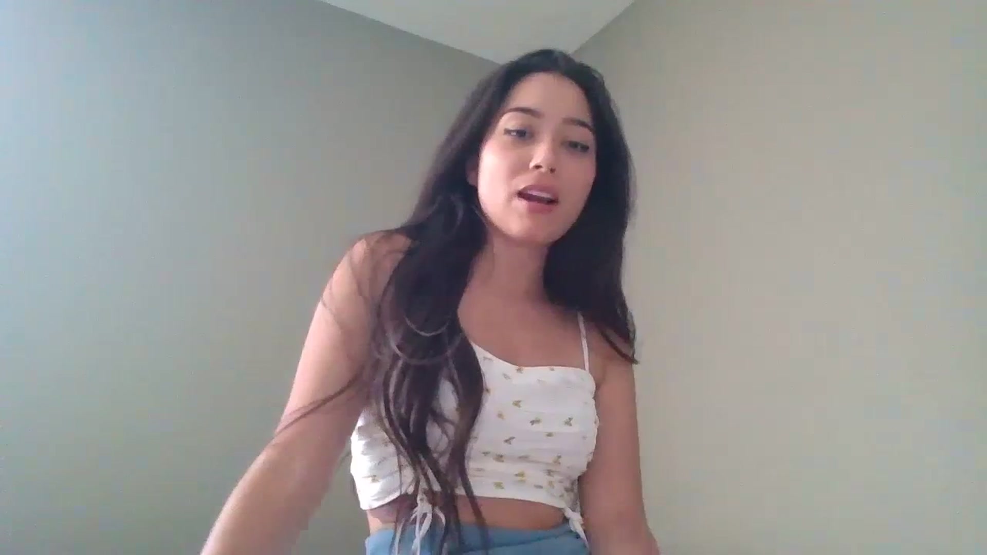Gallery image thumbnail from hunniinut's myfreecams stream on, 07/22/2023, 24:13 image 8 of 20