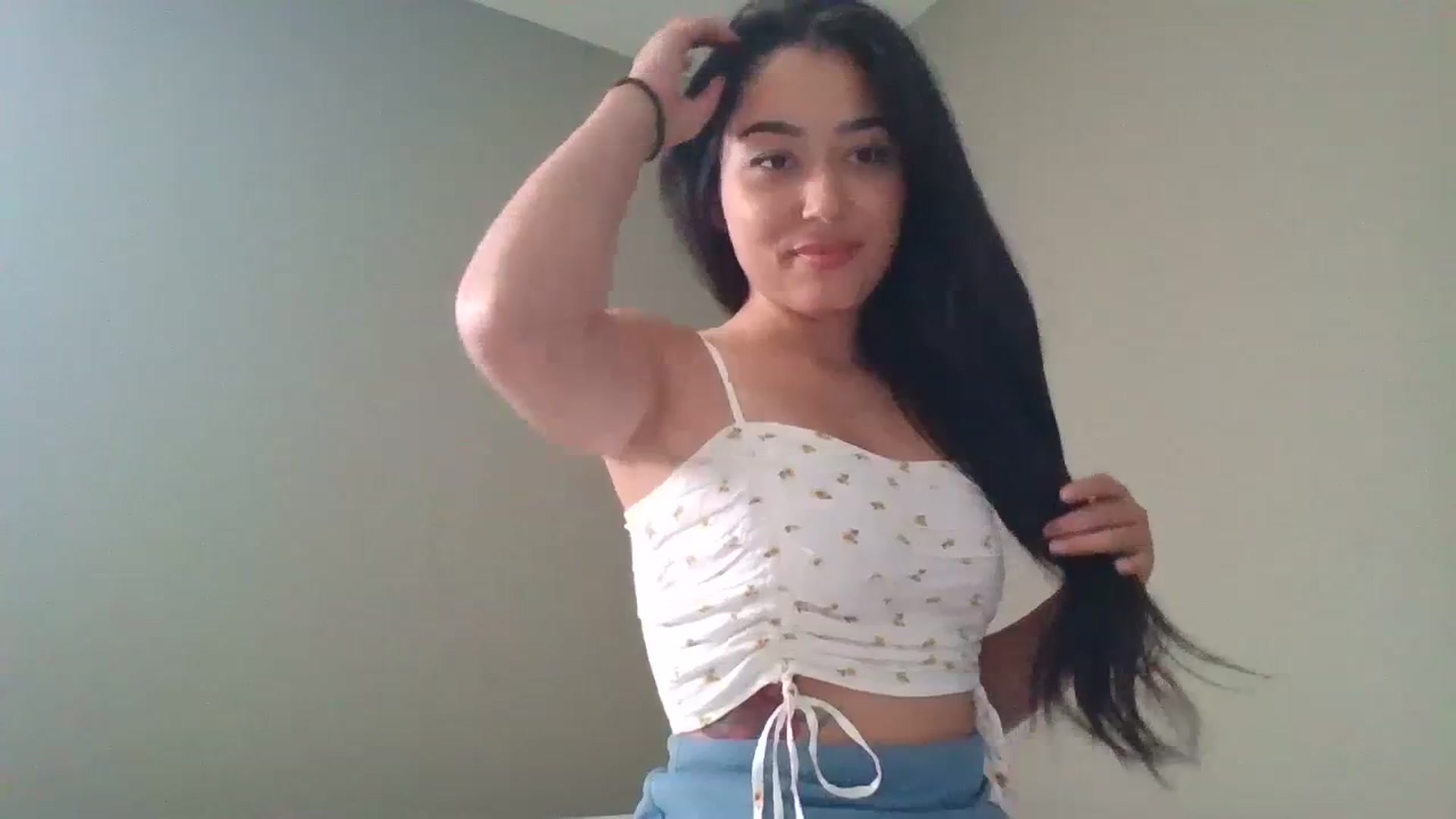Gallery image thumbnail from hunniinut's myfreecams stream on, 07/22/2023, 24:13 image 14 of 20