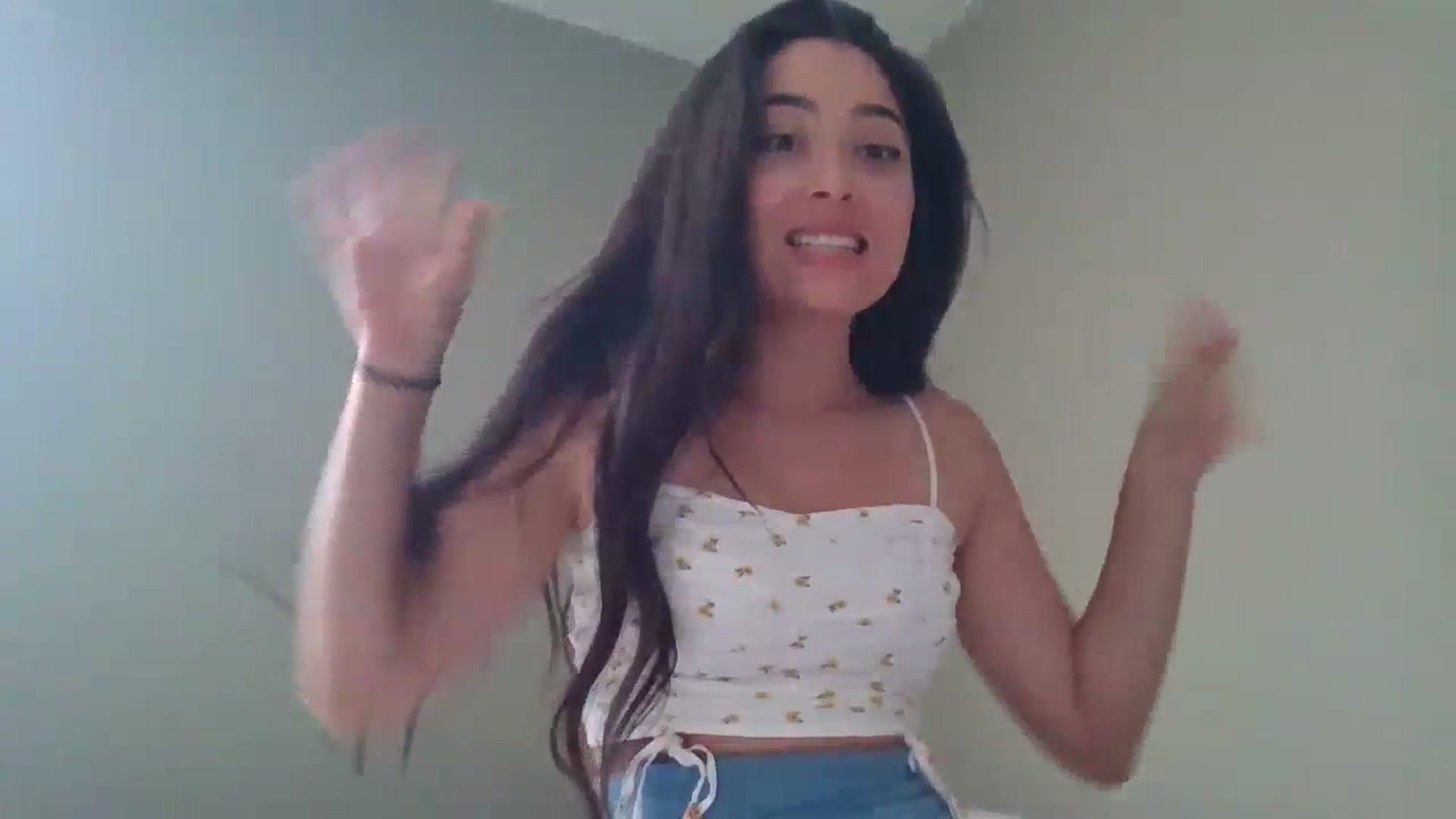 Gallery image thumbnail from hunniinut's myfreecams stream on, 07/22/2023, 24:13 image 7 of 20