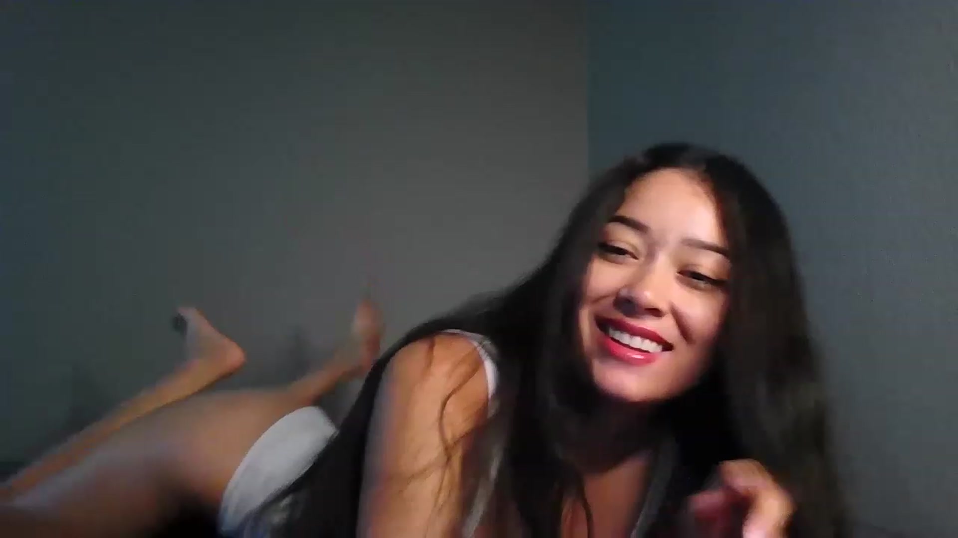Gallery image thumbnail from hunniinut's myfreecams stream on, 08/23/2023, 05:05 image 15 of 20