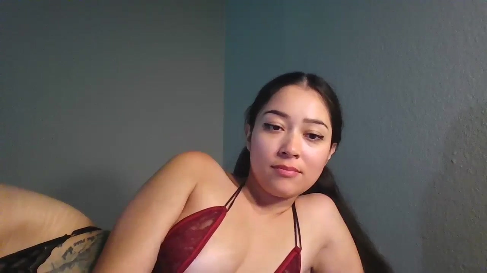 Gallery image thumbnail from hunniinut's myfreecams stream on, 08/26/2023, 07:37 image 14 of 20