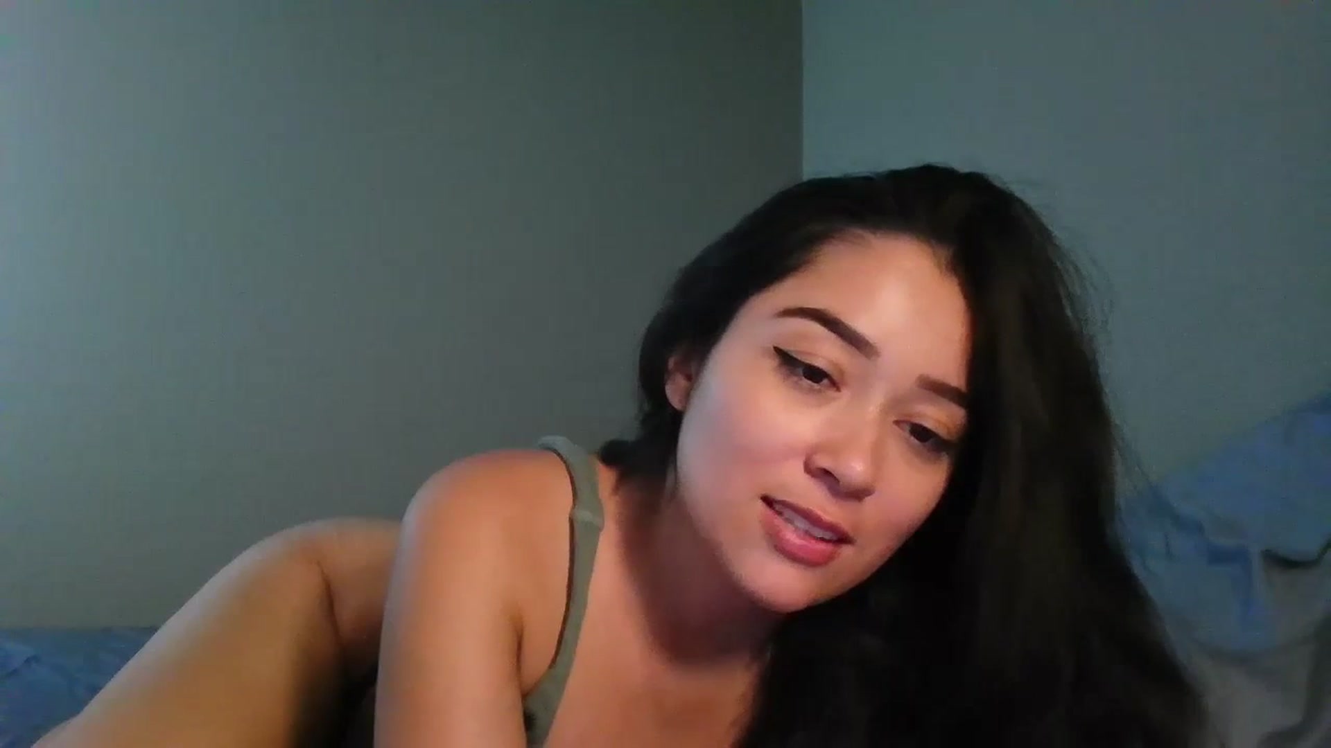 Gallery image thumbnail from hunniinut's myfreecams stream on, 09/14/2023, 04:31 image 7 of 20