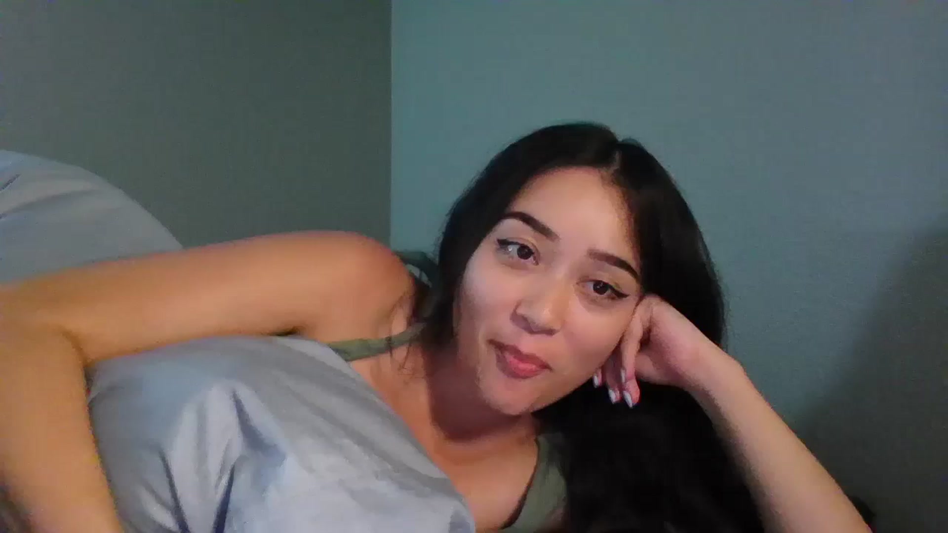 Gallery image thumbnail from hunniinut's myfreecams stream on, 09/14/2023, 05:13 image 17 of 20