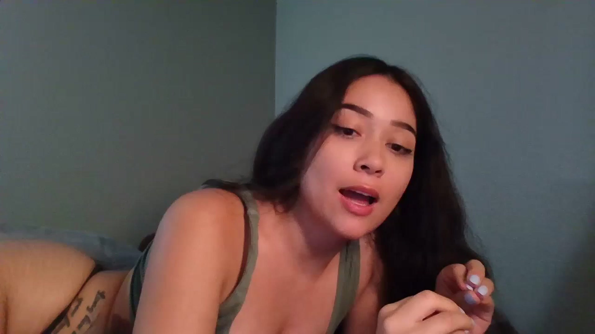 Gallery image thumbnail from hunniinut's myfreecams stream on, 09/14/2023, 05:13 image 13 of 20