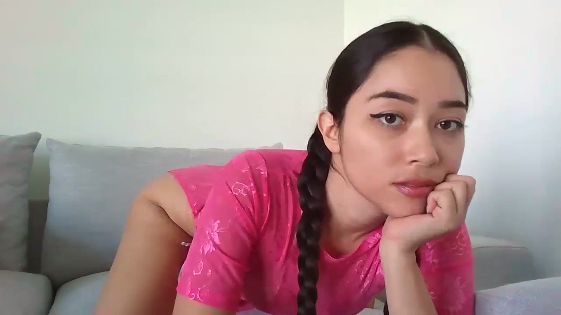 Gallery image thumbnail from hunniinut's myfreecams stream on, 09/16/2023, 20:51 image 7 of 20