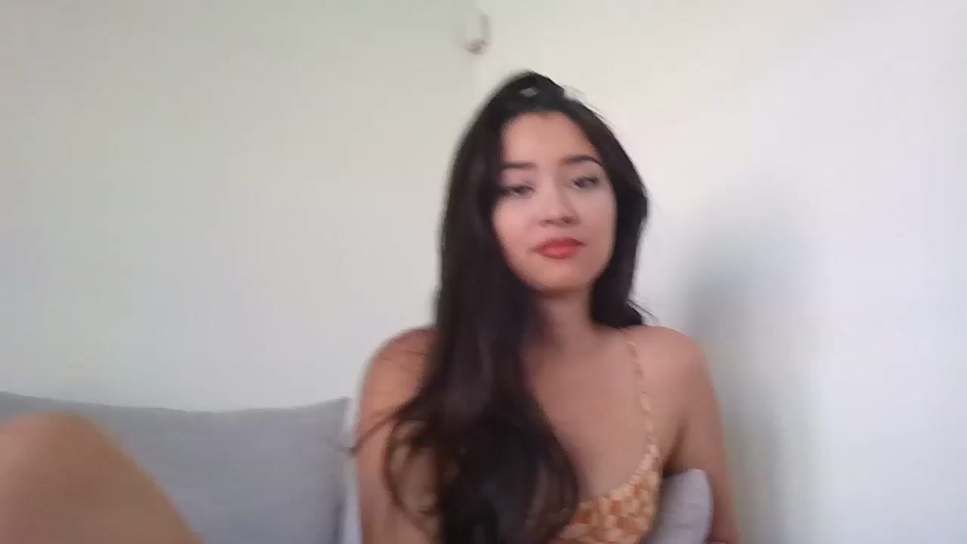 Gallery image thumbnail from hunniinut's myfreecams stream on, 09/27/2023, 23:17 image 14 of 20