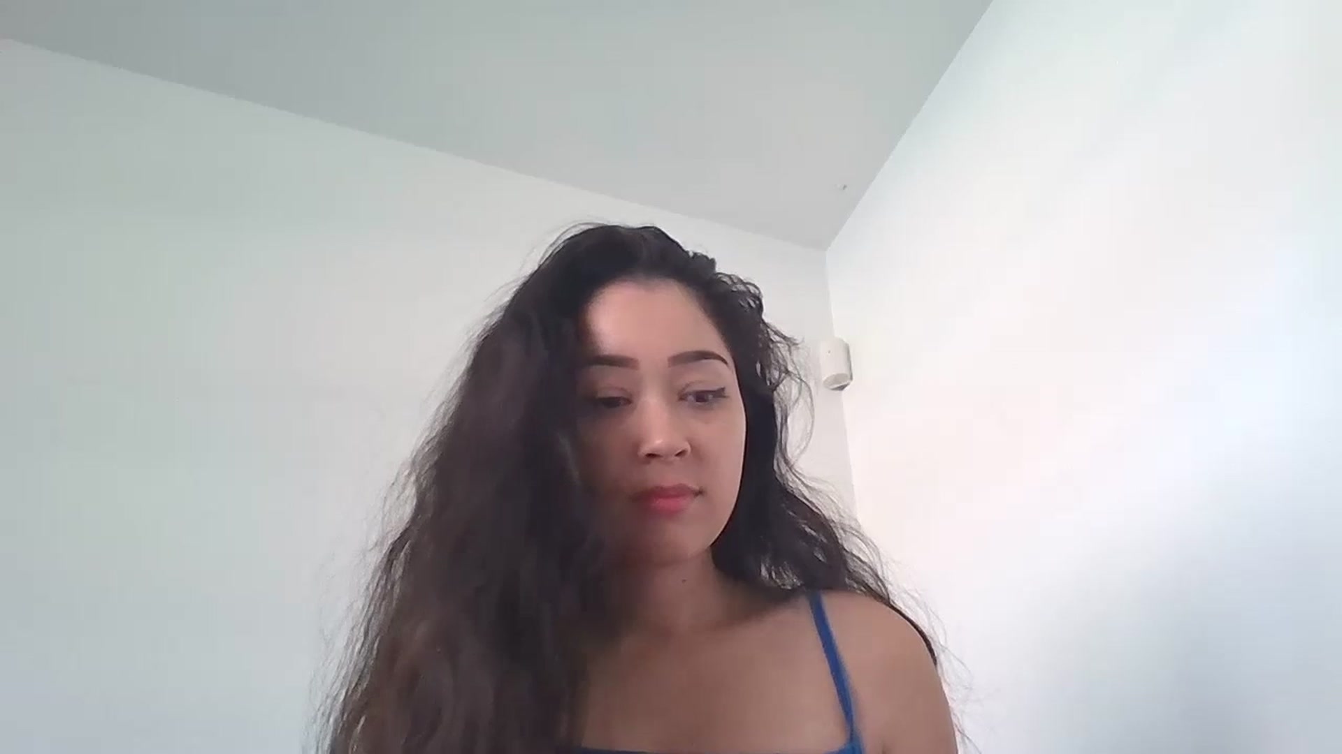 Gallery image thumbnail from hunniinut's myfreecams stream on, 10/06/2023, 22:33 image 2 of 20