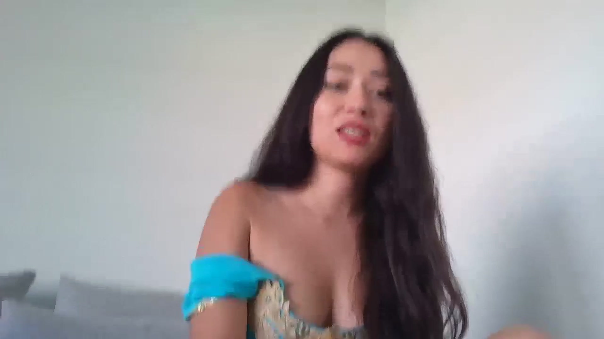 Gallery image thumbnail from hunniinut's myfreecams stream on, 10/23/2023, 22:21 image 18 of 20