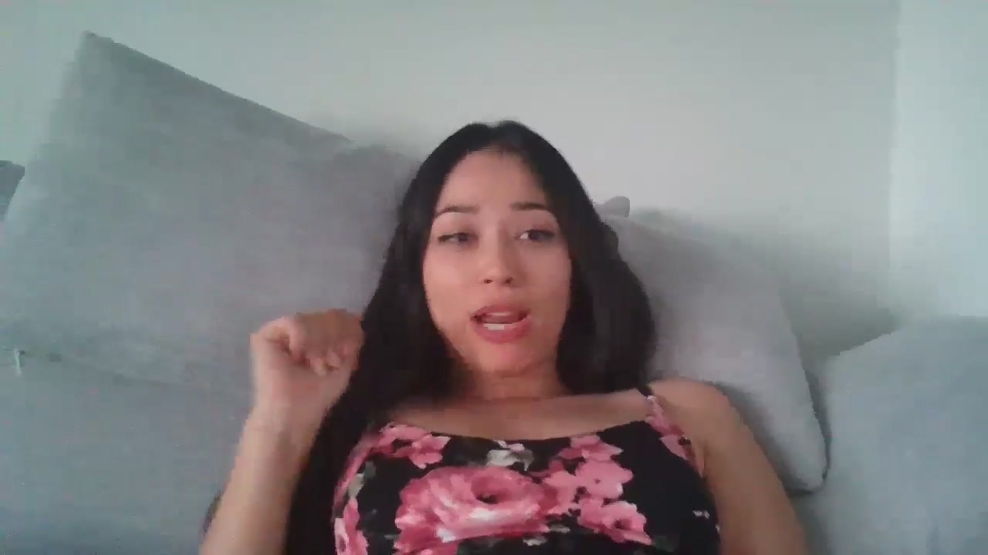 Gallery image thumbnail from hunniinut's myfreecams stream on, 05/29/2024, 02:46 image 17 of 20
