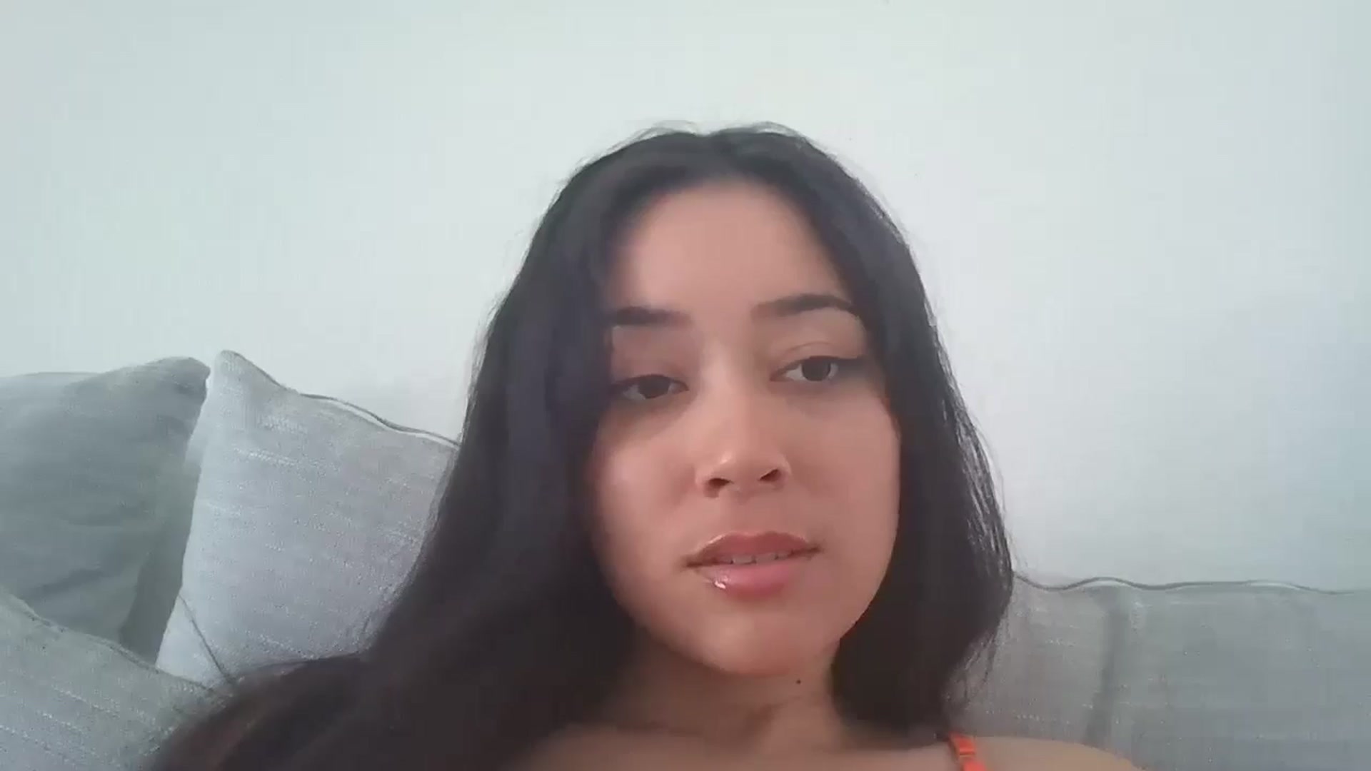 Gallery image thumbnail from hunniinut's myfreecams stream on, 06/16/2024, 20:45 image 5 of 20