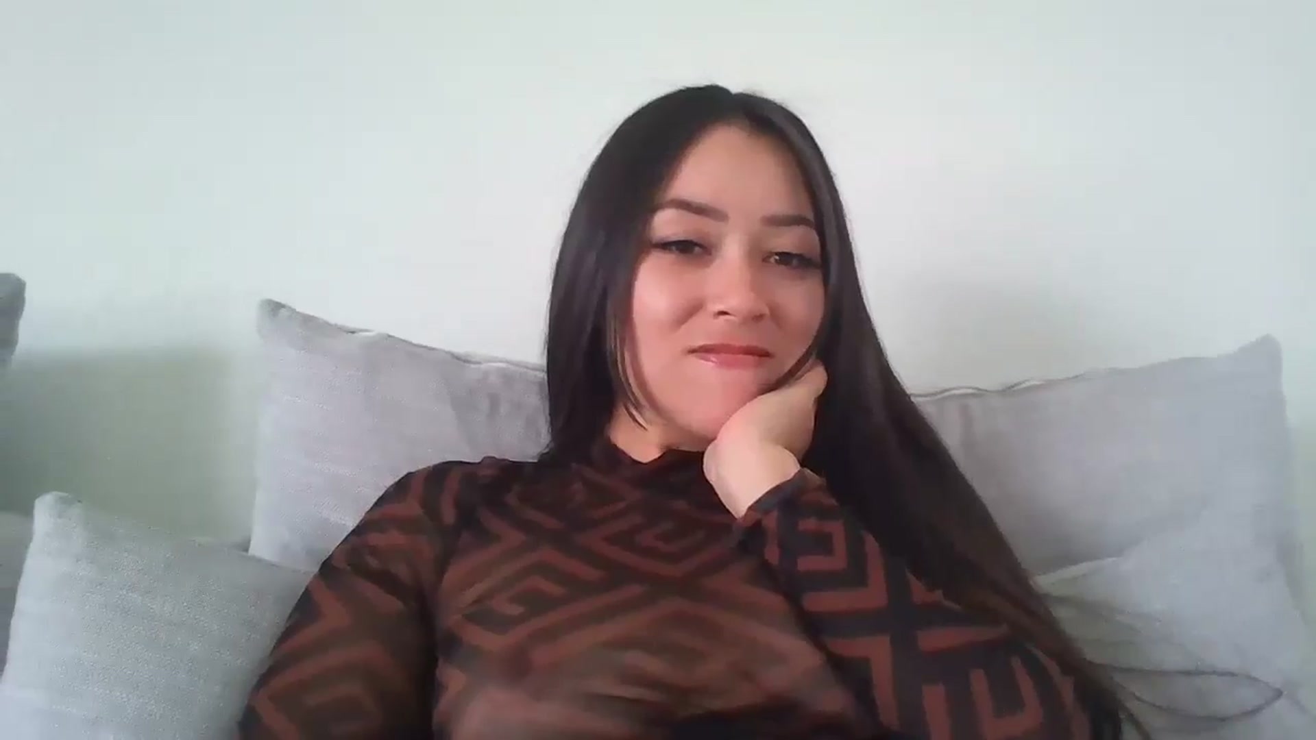 Gallery image thumbnail from hunniinut's myfreecams stream on, 09/20/2024, 23:53 image 20 of 20