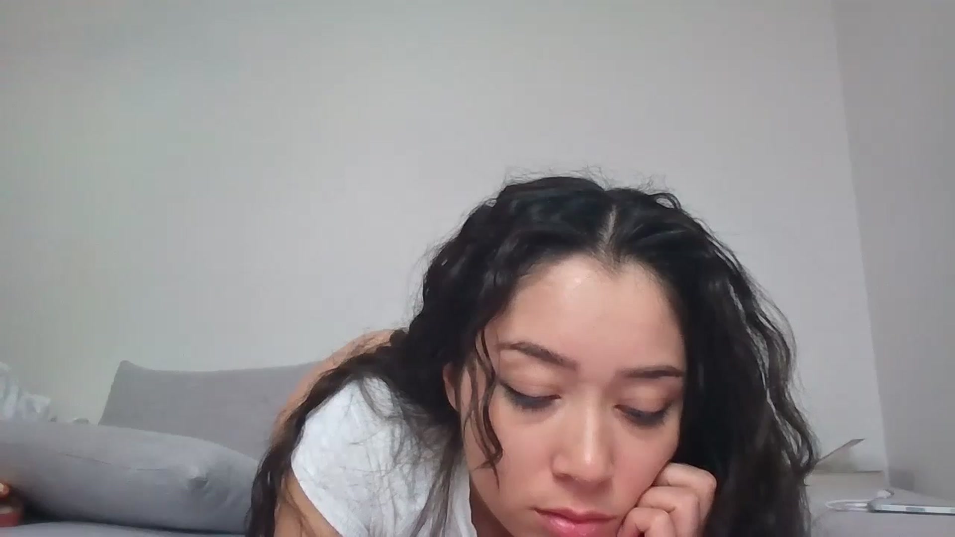 Gallery image thumbnail from hunniinut's myfreecams stream on, 02/28/2025, 04:53 image 9 of 20